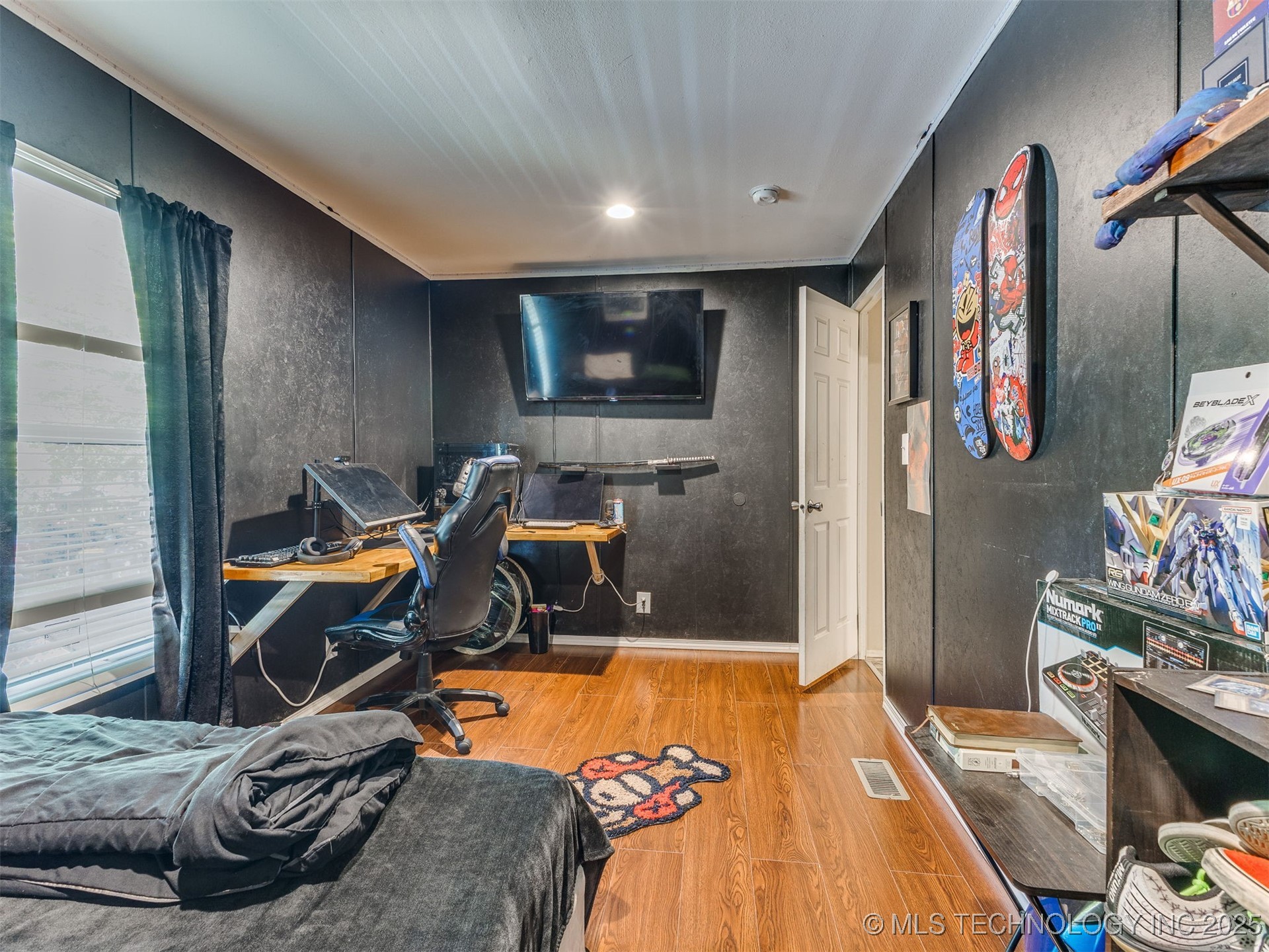 950 W 138th Place