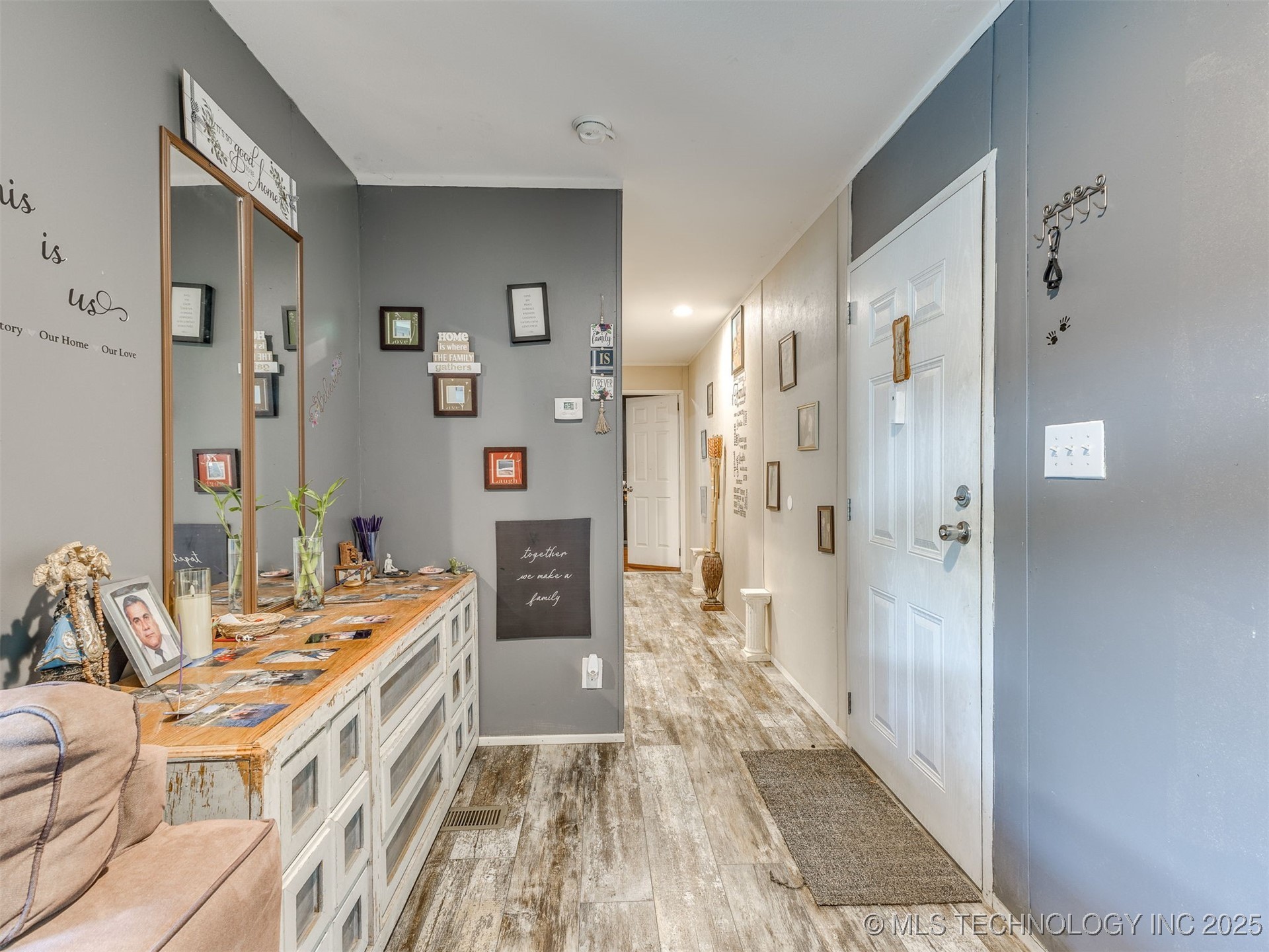 950 W 138th Place