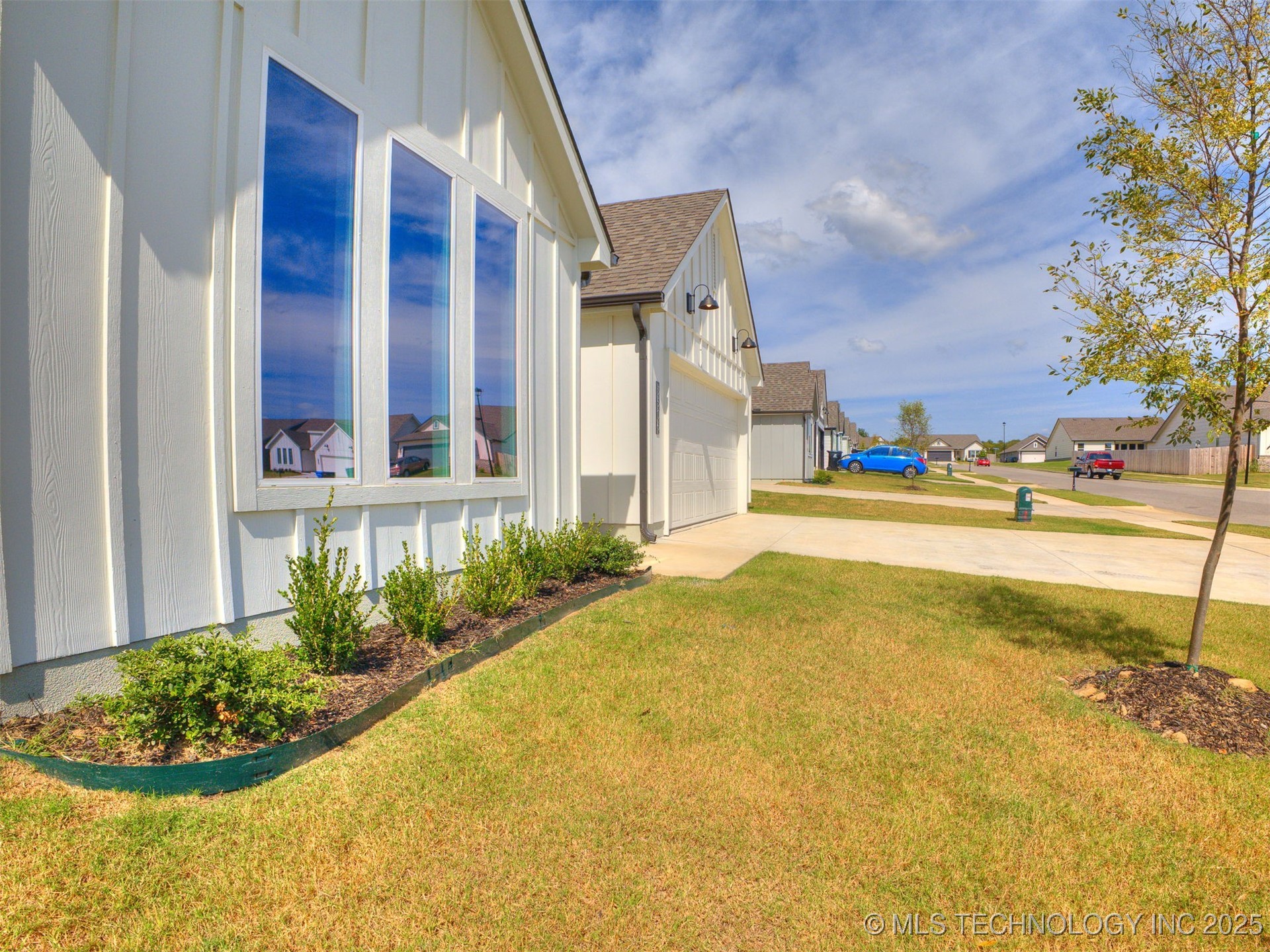 3506 N 37th Place