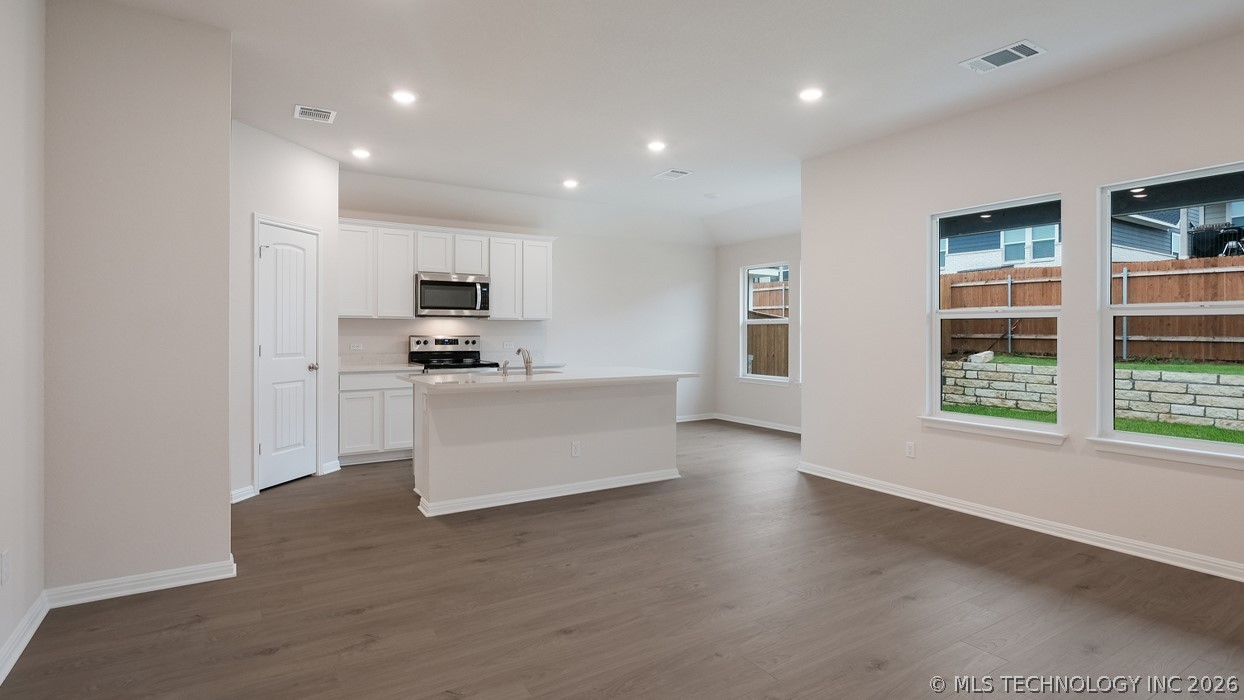 3510 N 35th Court