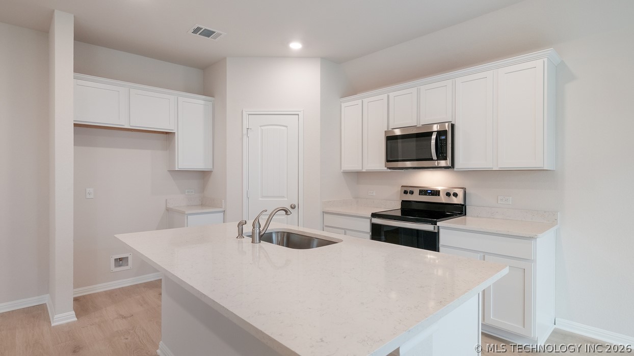 3510 N 35th Court