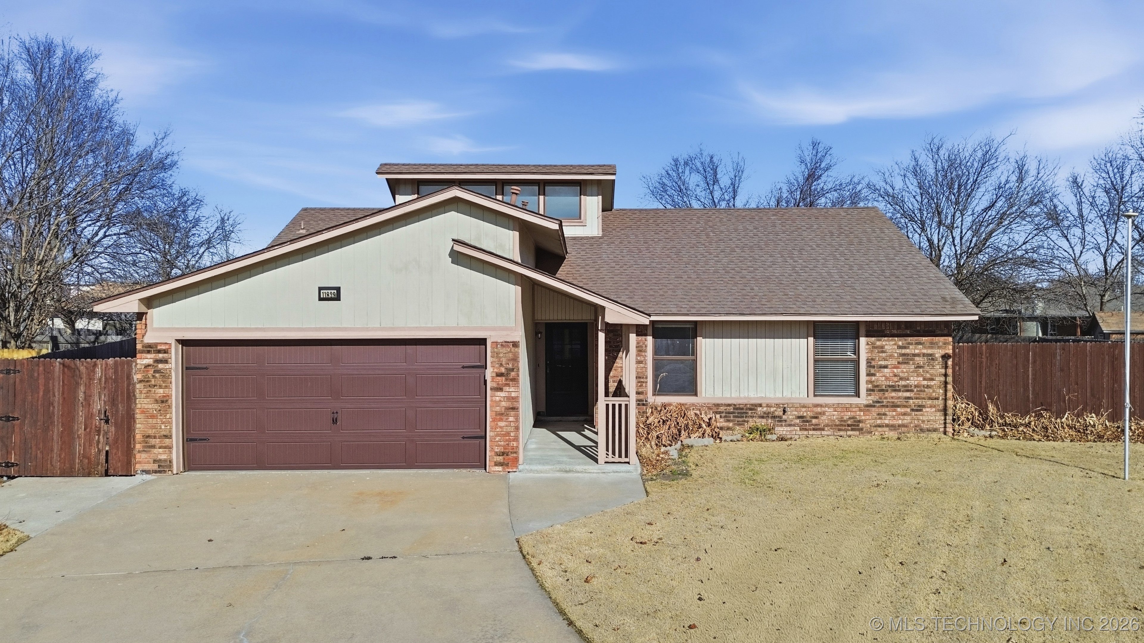 11829 E 80th Place North