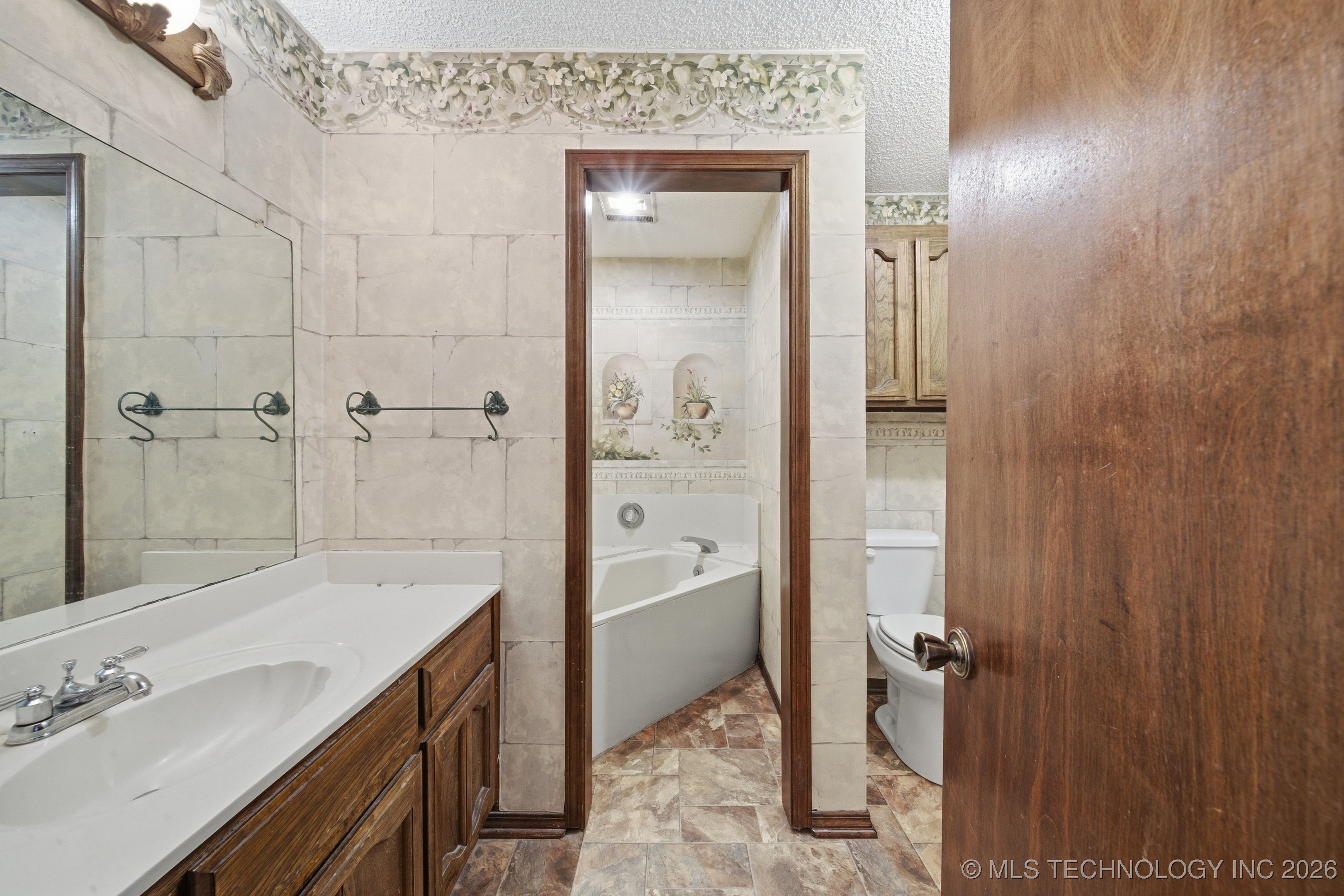 11829 E 80th Place North