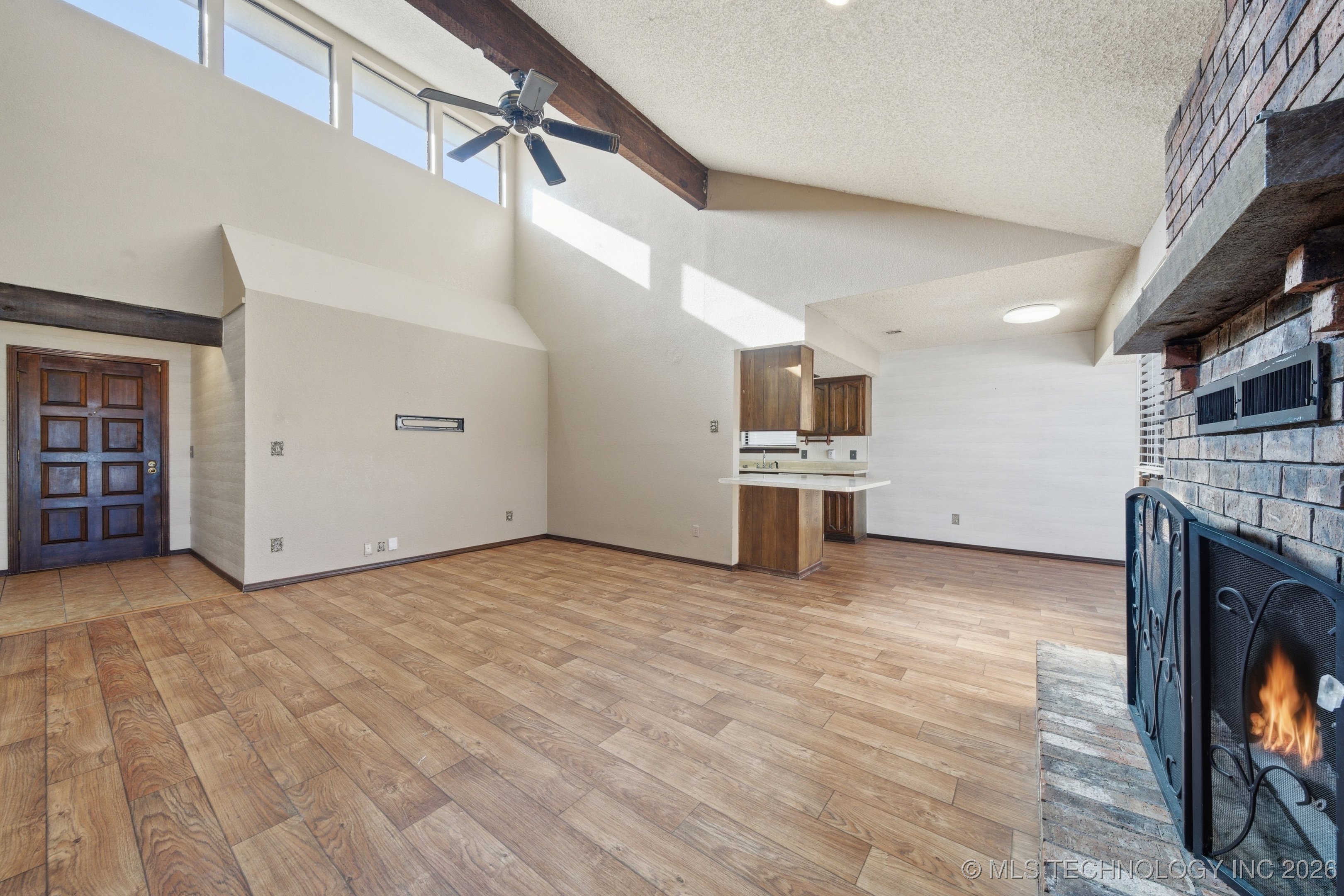 11829 E 80th Place North