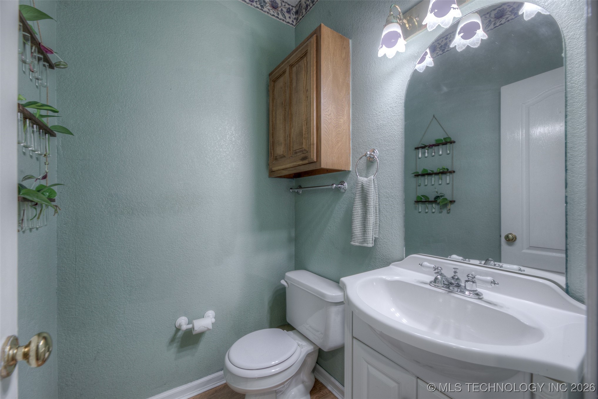 3325 W Freeport Street