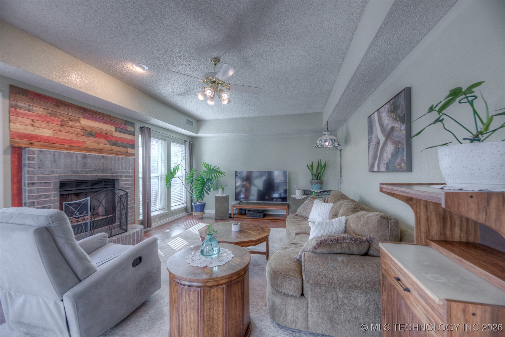 3325 W Freeport Street