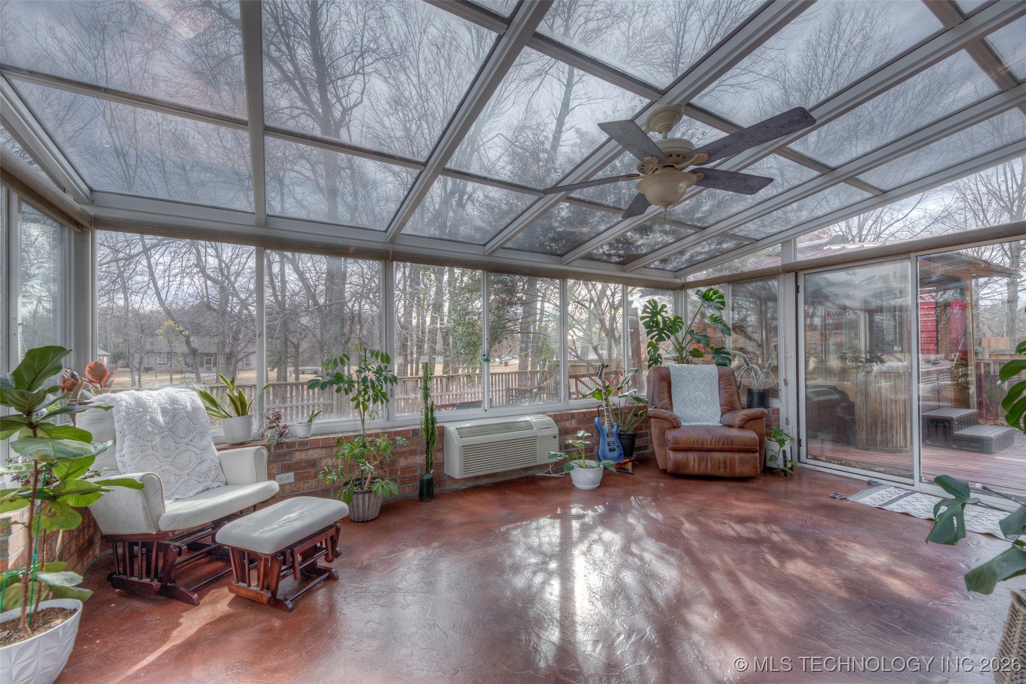 3325 W Freeport Street