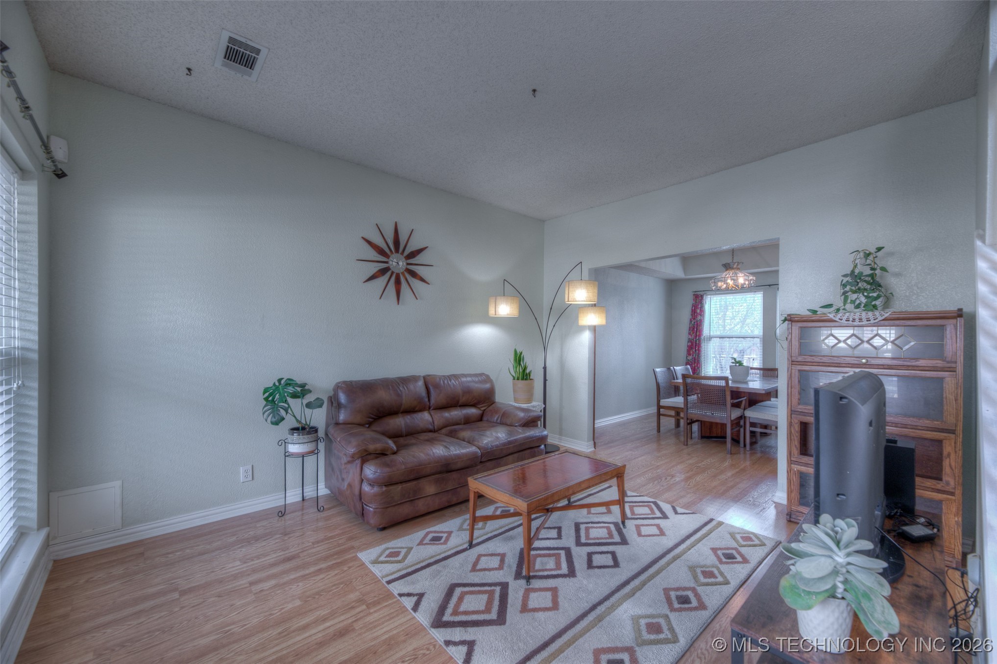 3325 W Freeport Street