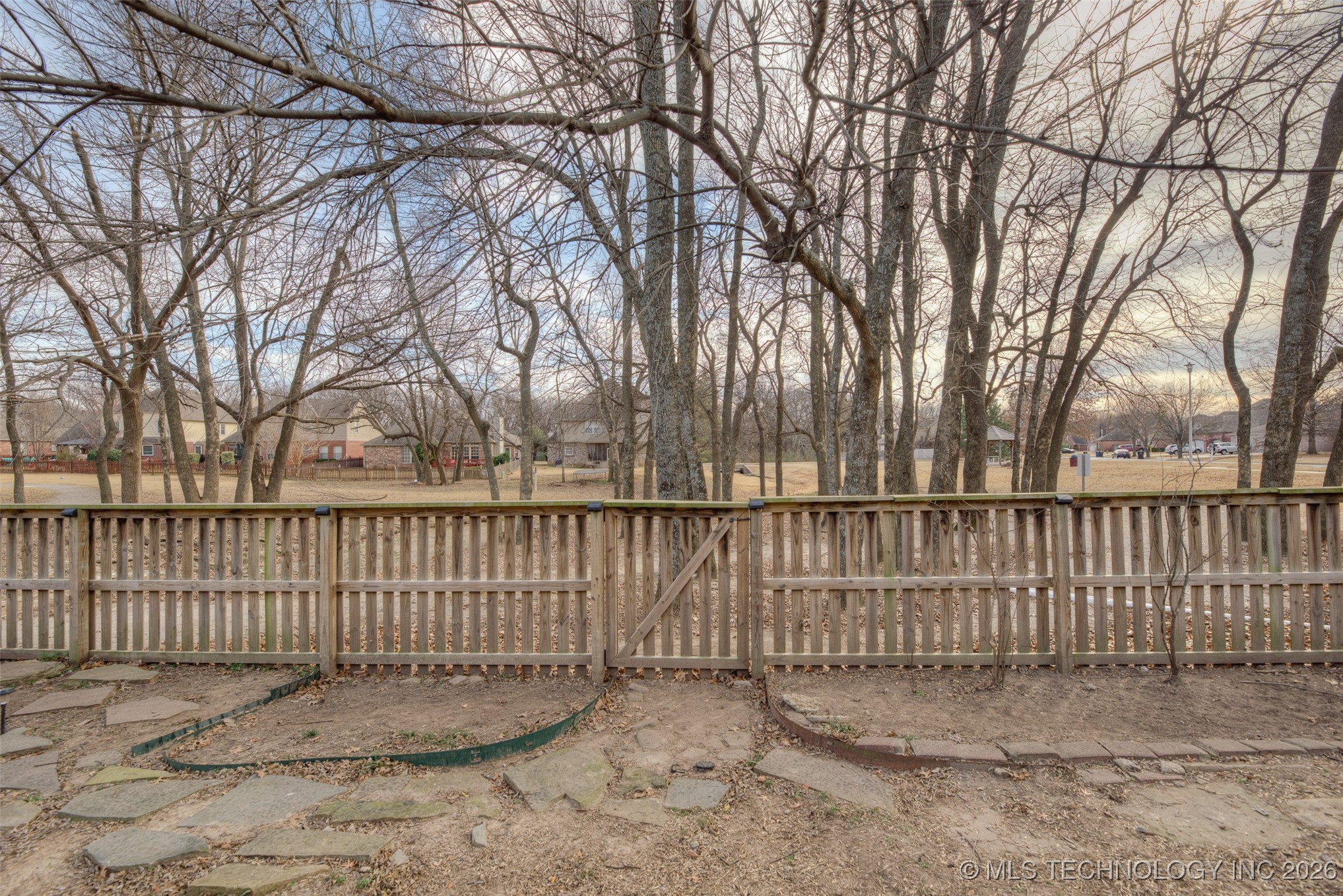 3325 W Freeport Street