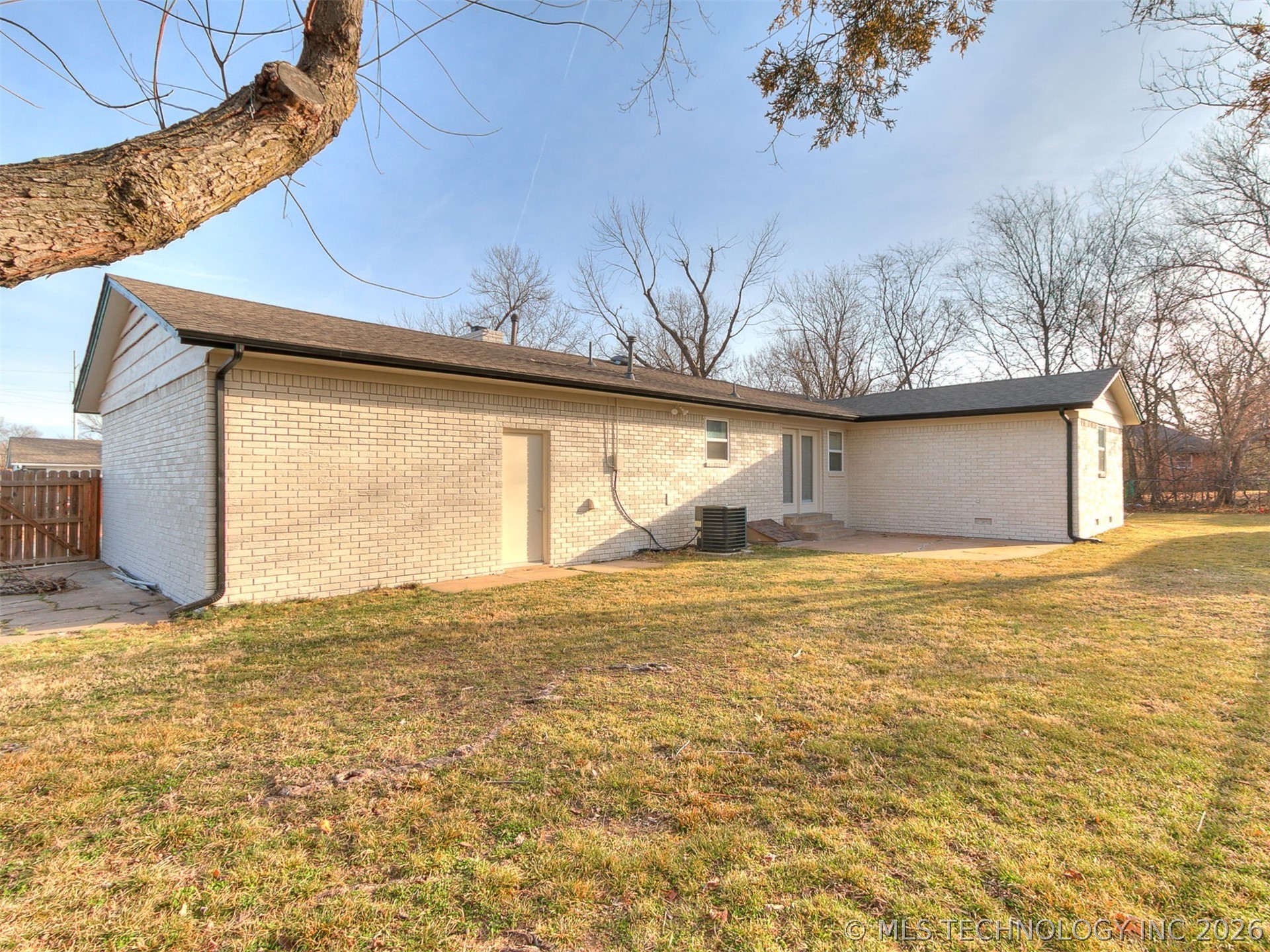 10608 E 21st Place