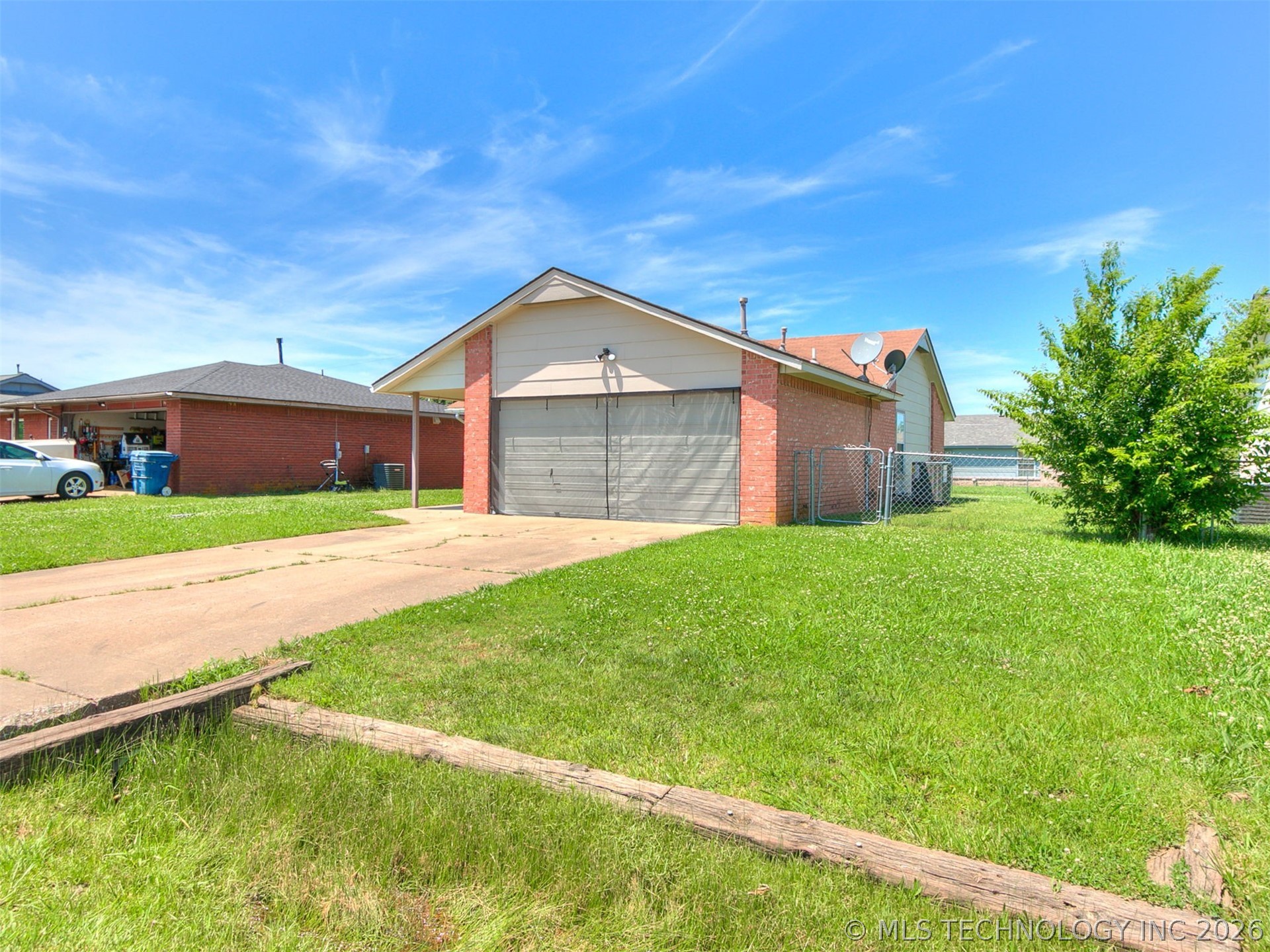 9914 N 44th East Avenue