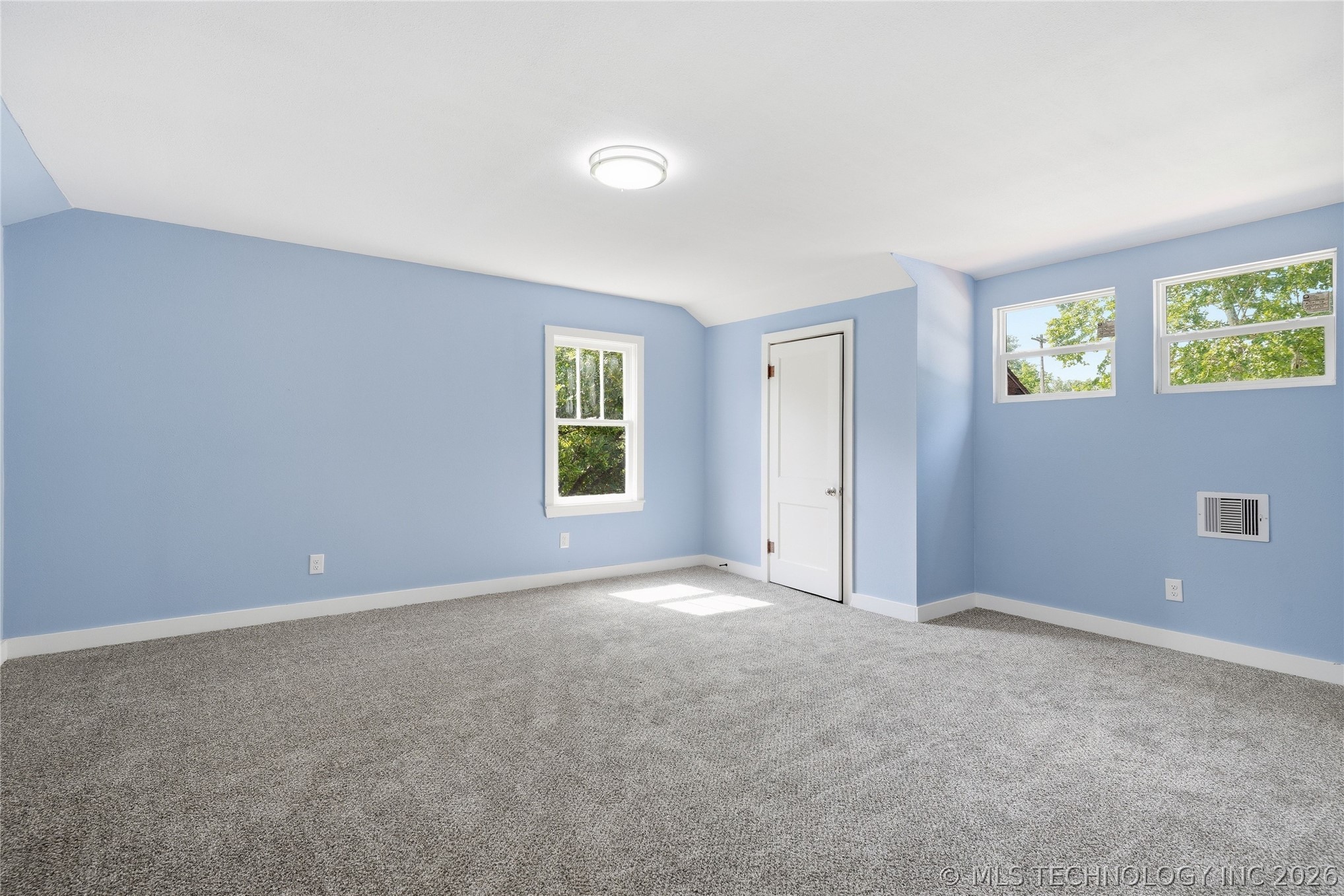 227 S 11th Street