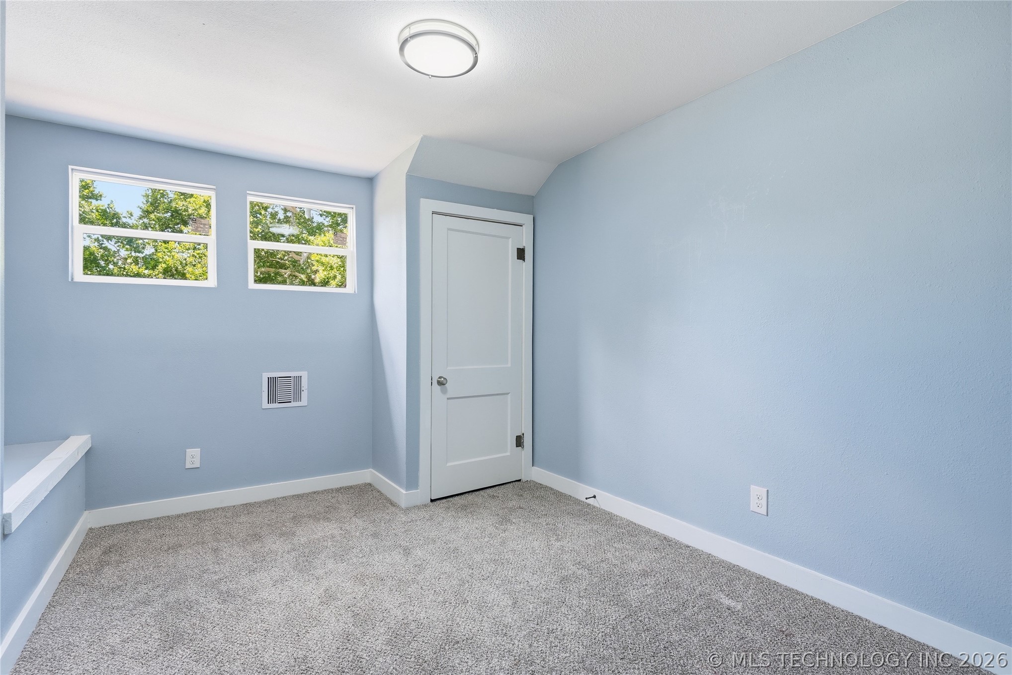 227 S 11th Street
