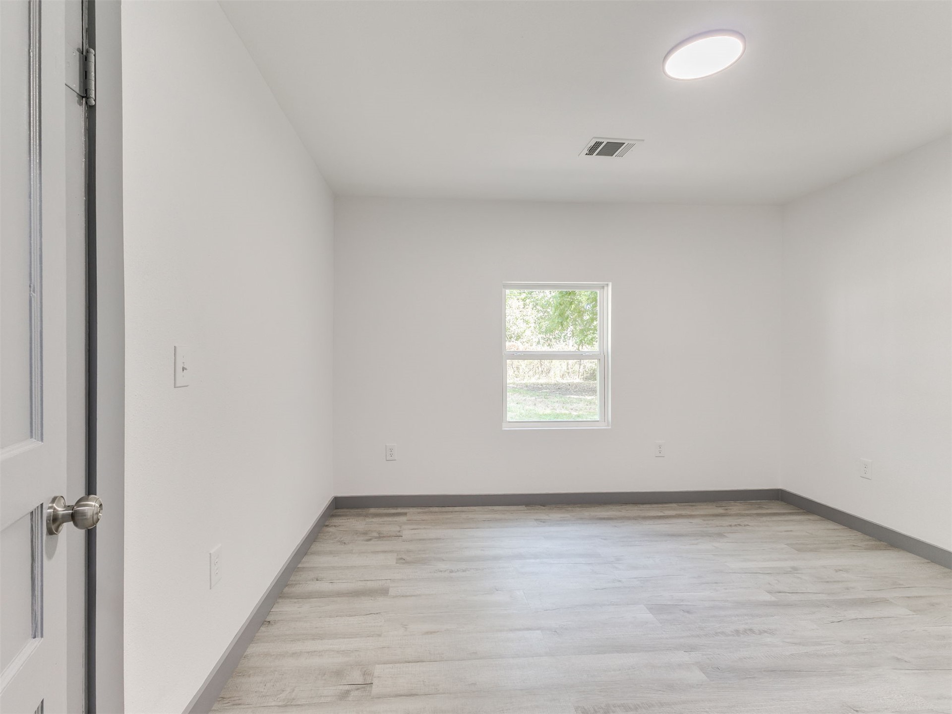 5208 Denison