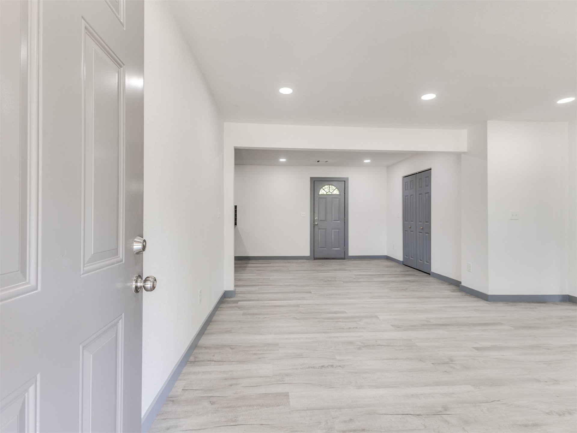 5208 Denison