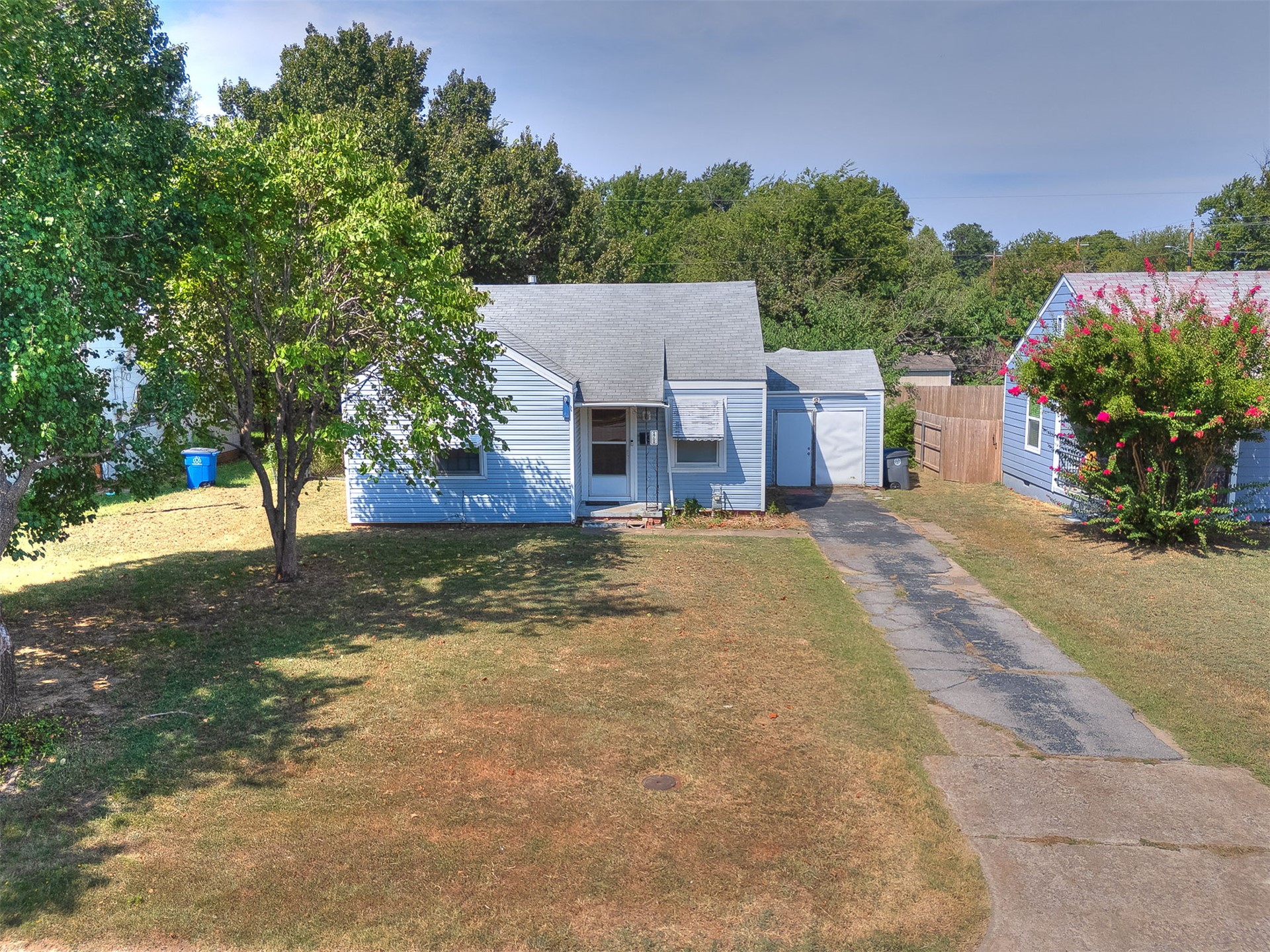 1708 S Louisville Avenue