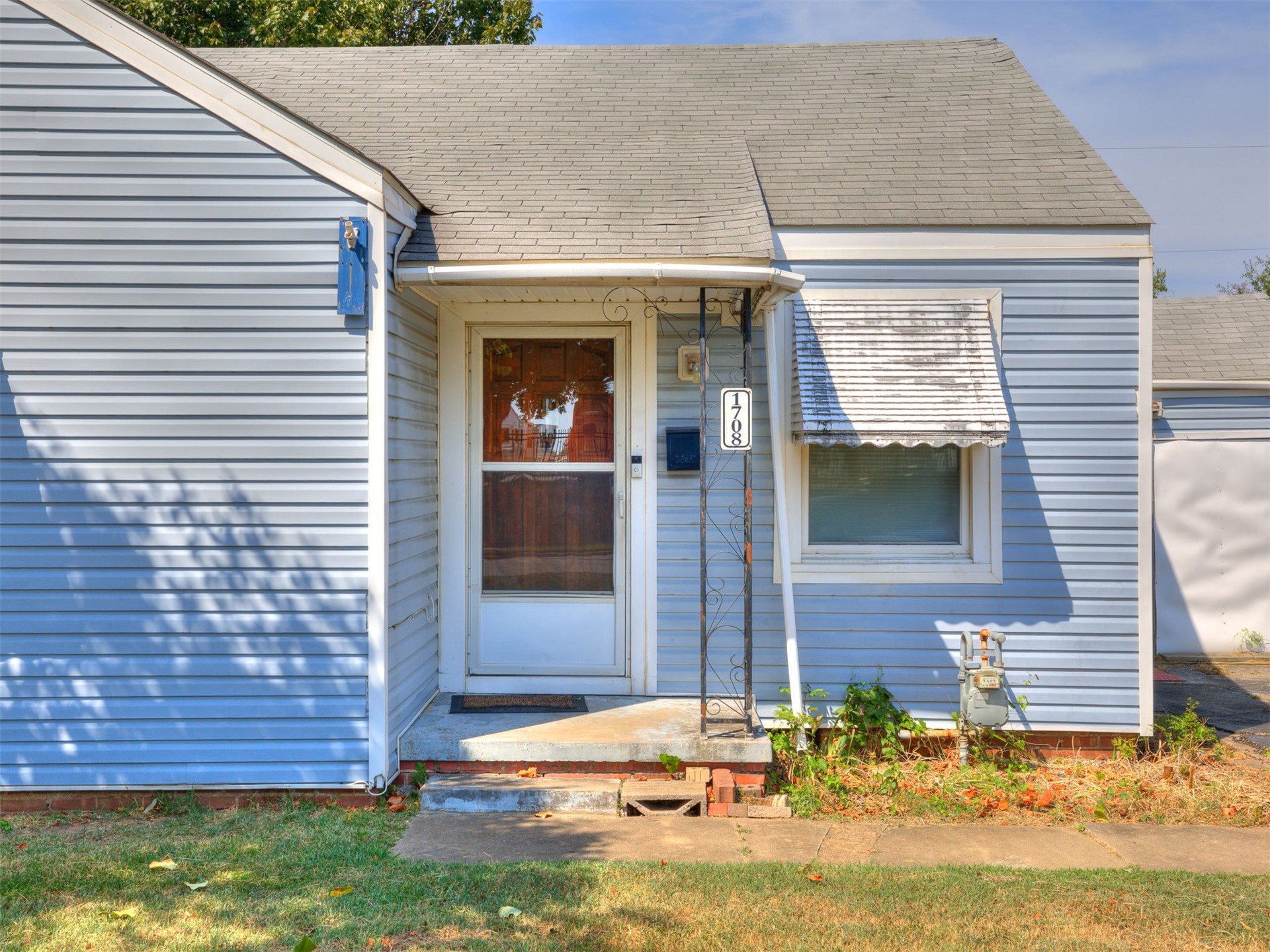1708 S Louisville Avenue