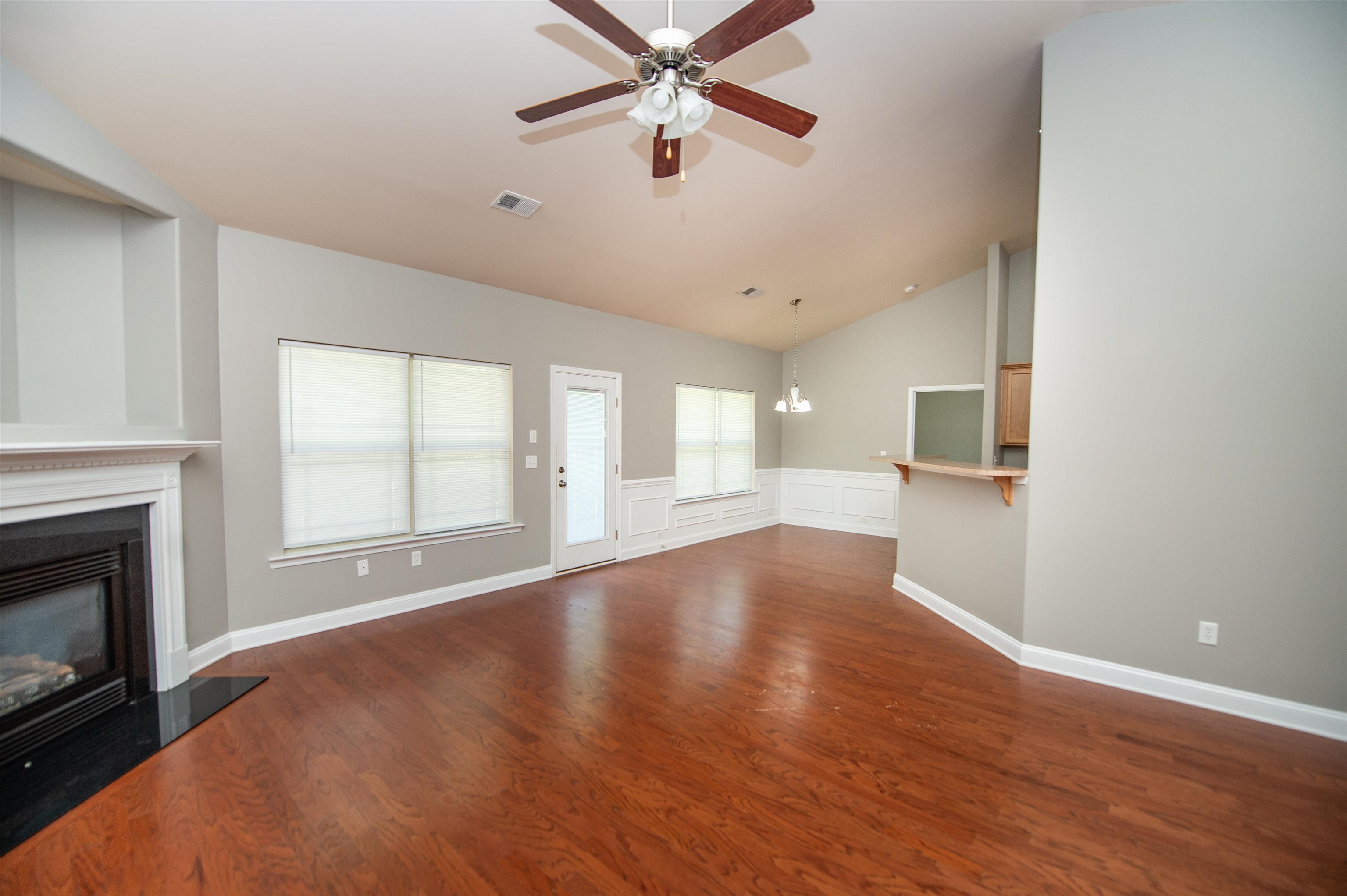847 Bayshore Lane