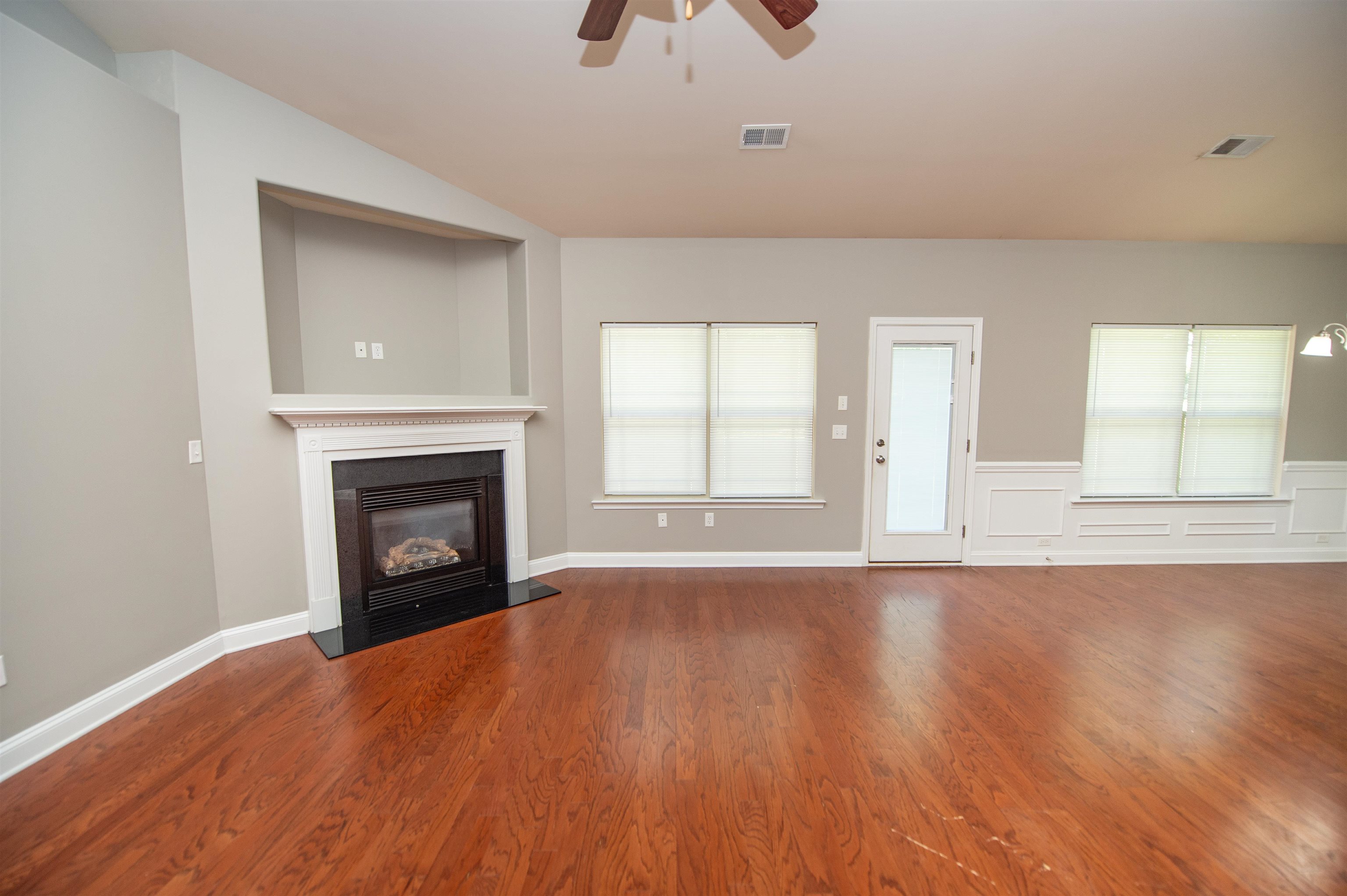 847 Bayshore Lane