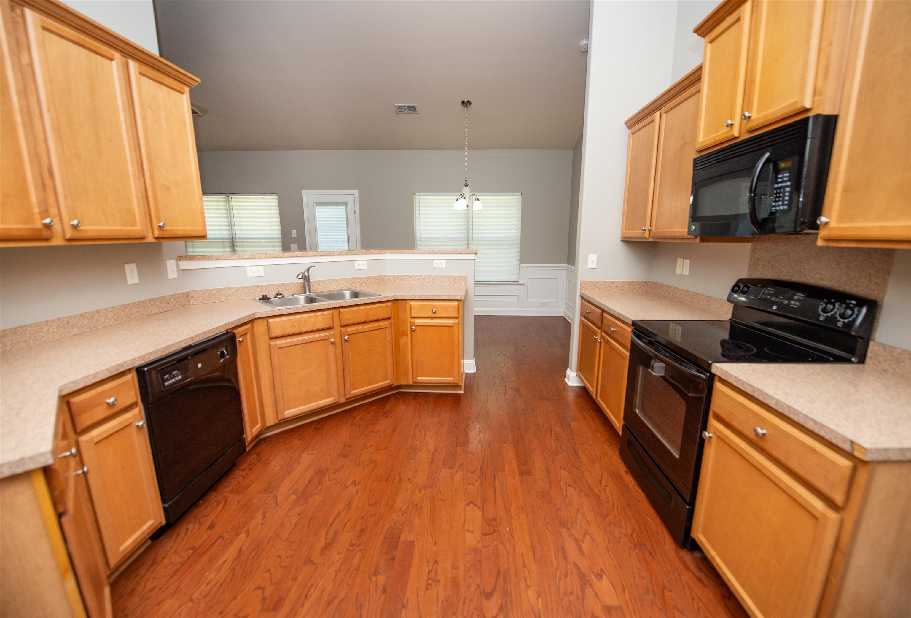 847 Bayshore Lane