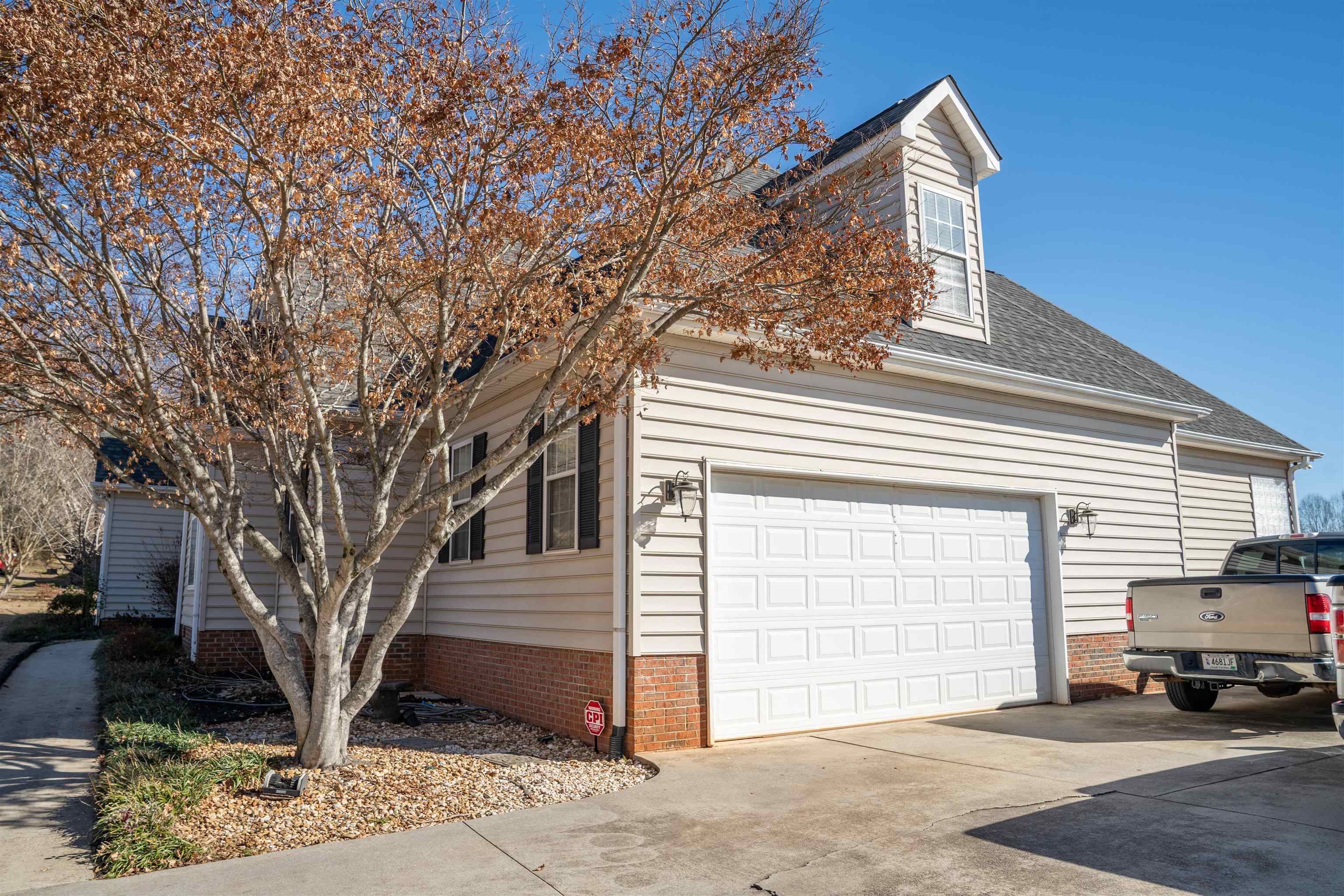 12 Gerru Court