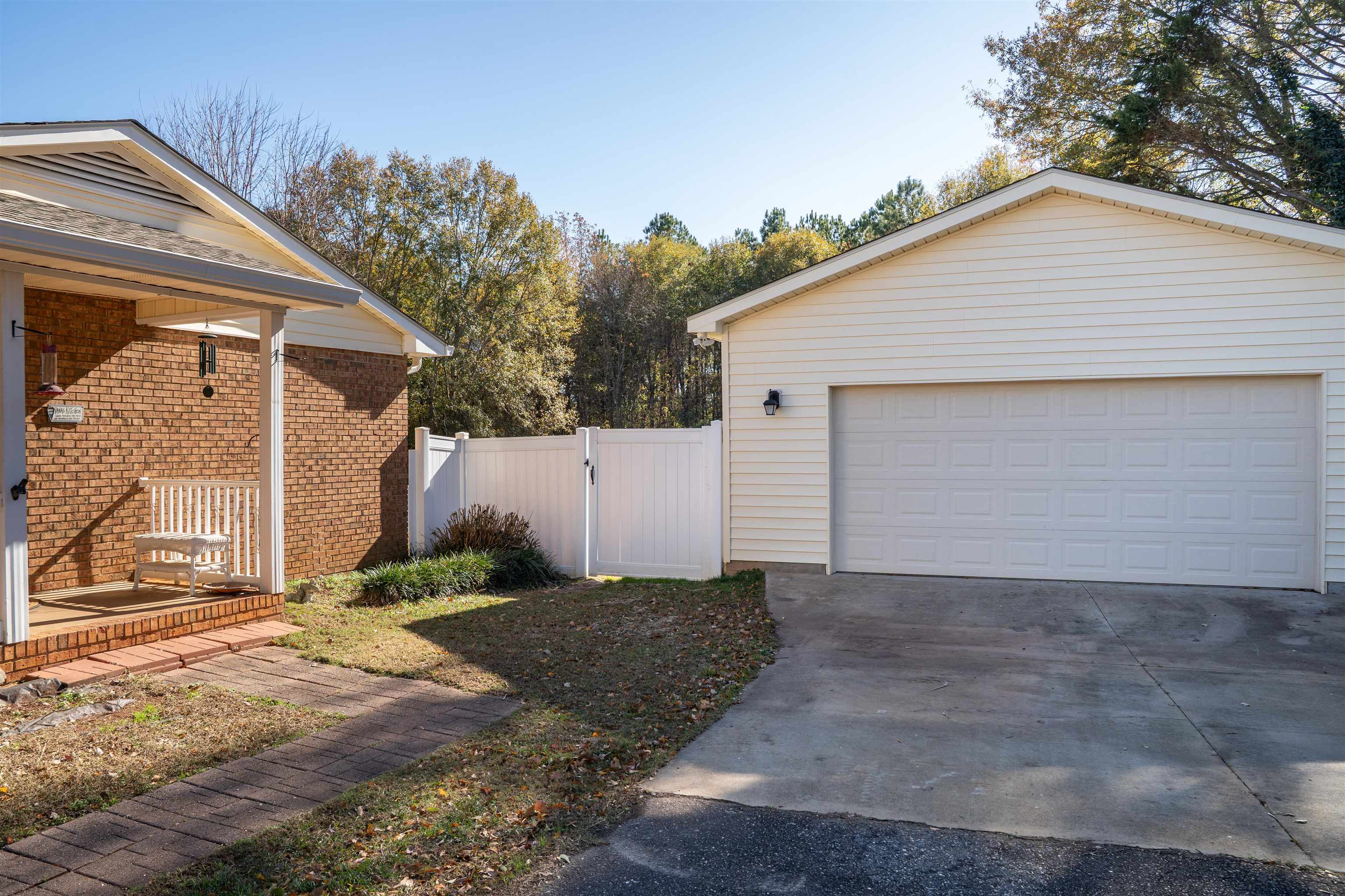 209 N Hill Drive