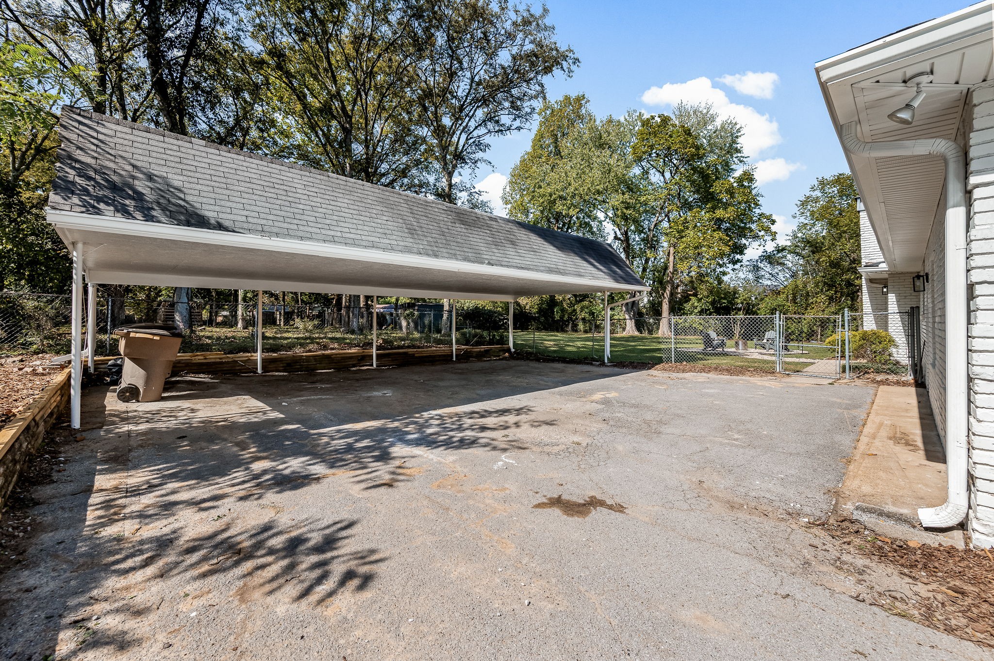 5409 Wakefield Dr