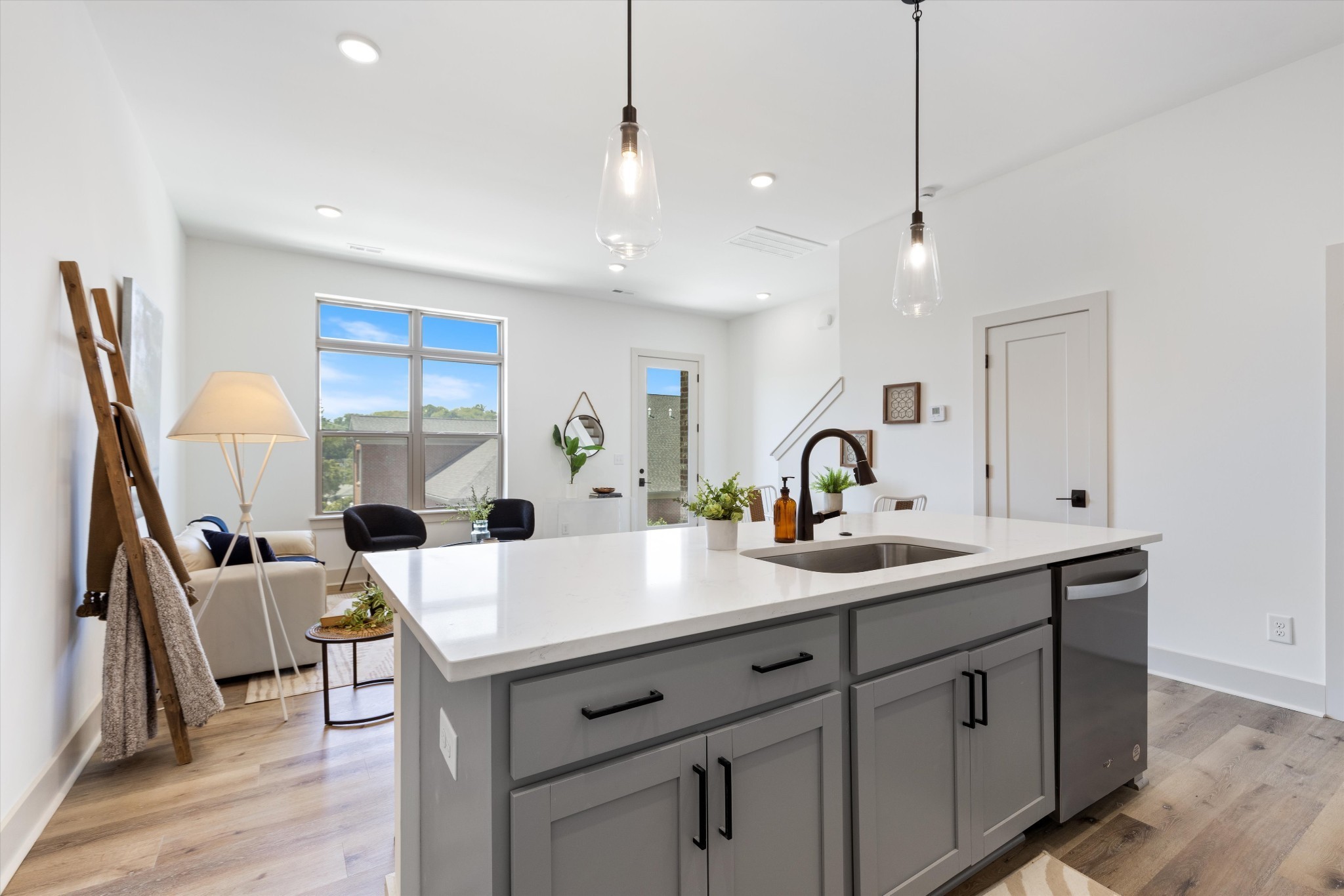 7341 Charlotte Pike Unit: 120