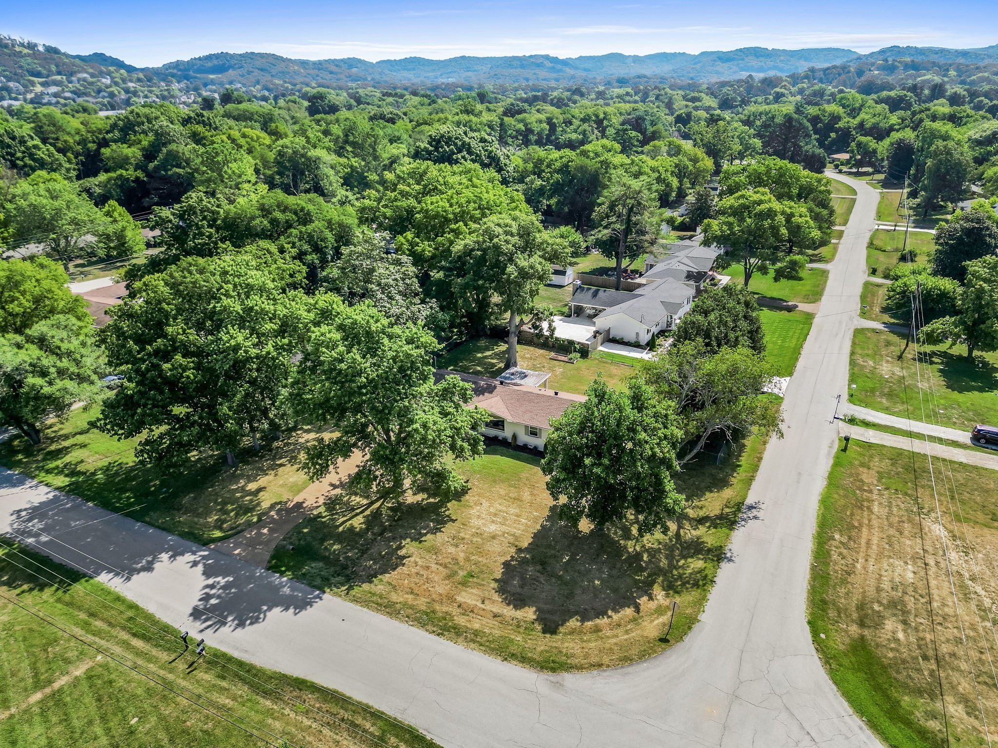 404 Meadowgreen Dr