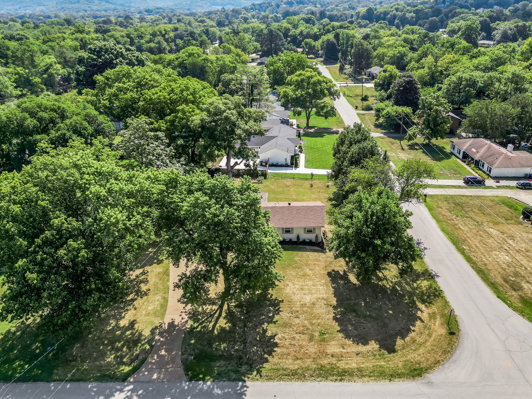 404 Meadowgreen Dr