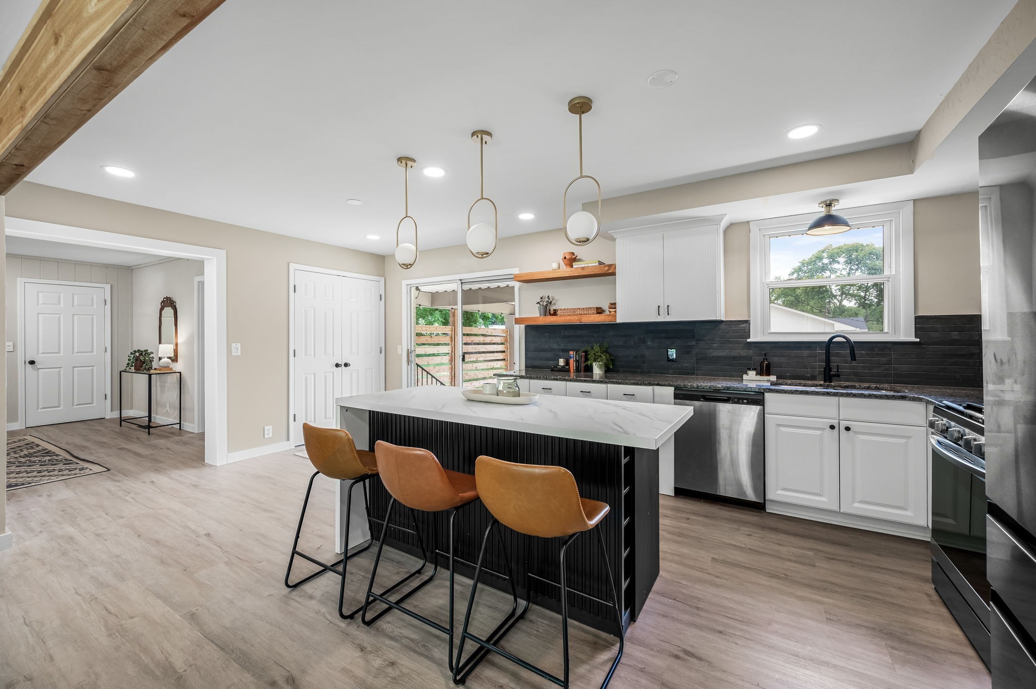 404 Meadowgreen Dr