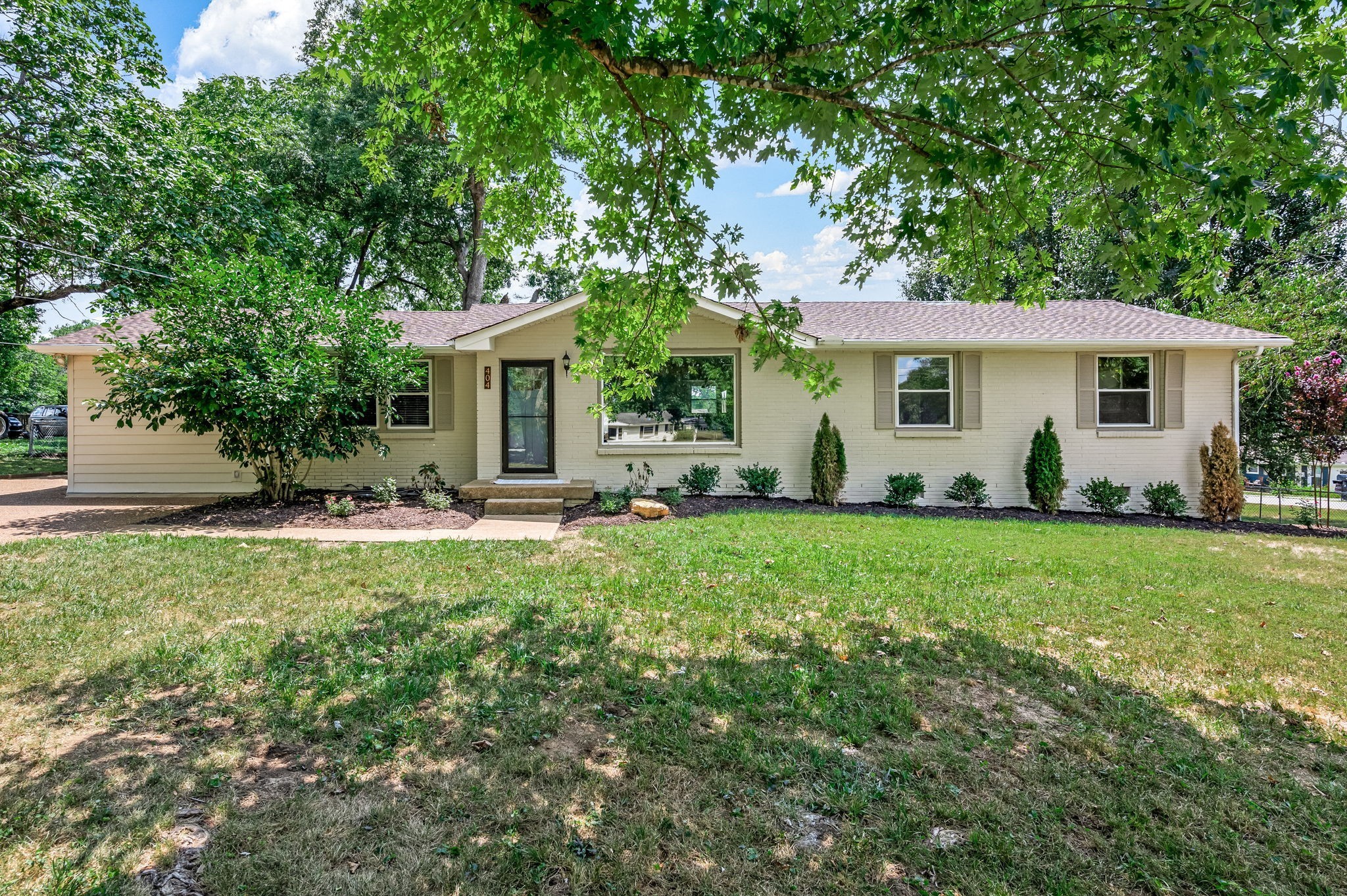 404 Meadowgreen Dr