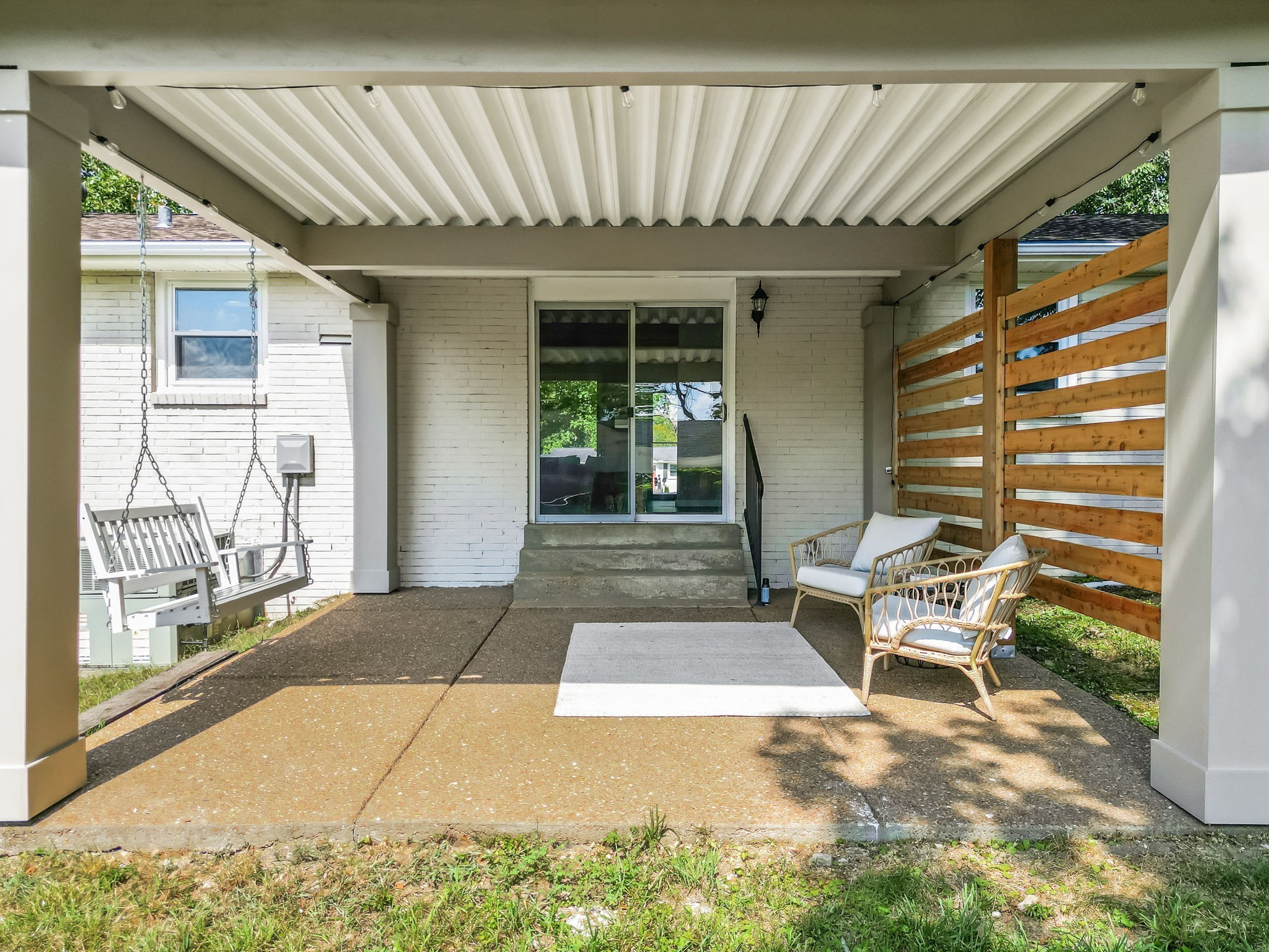 404 Meadowgreen Dr
