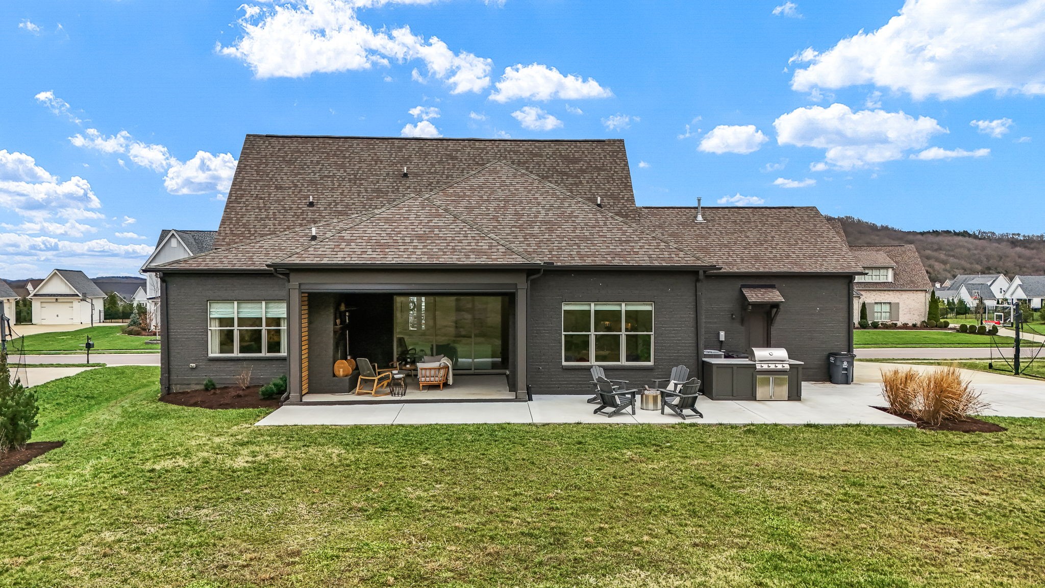 6817 Chatterton Dr