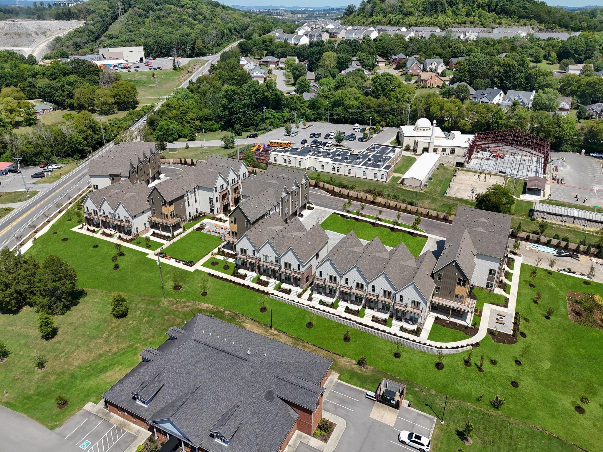 7341 Charlotte Pike Unit: 122