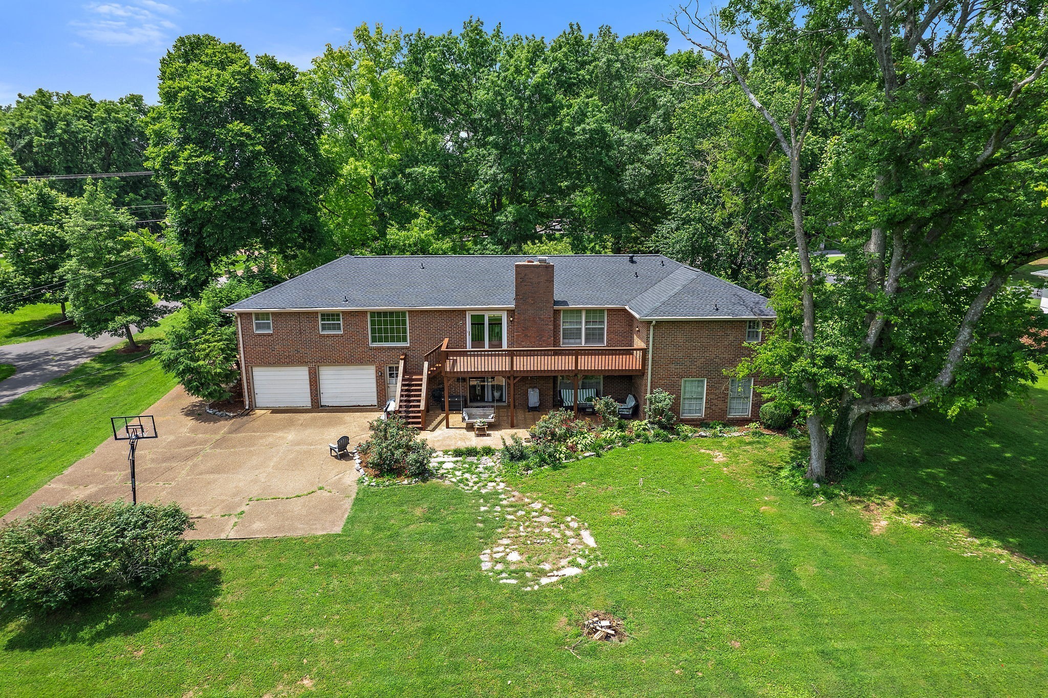 6223 Milbrook Rd