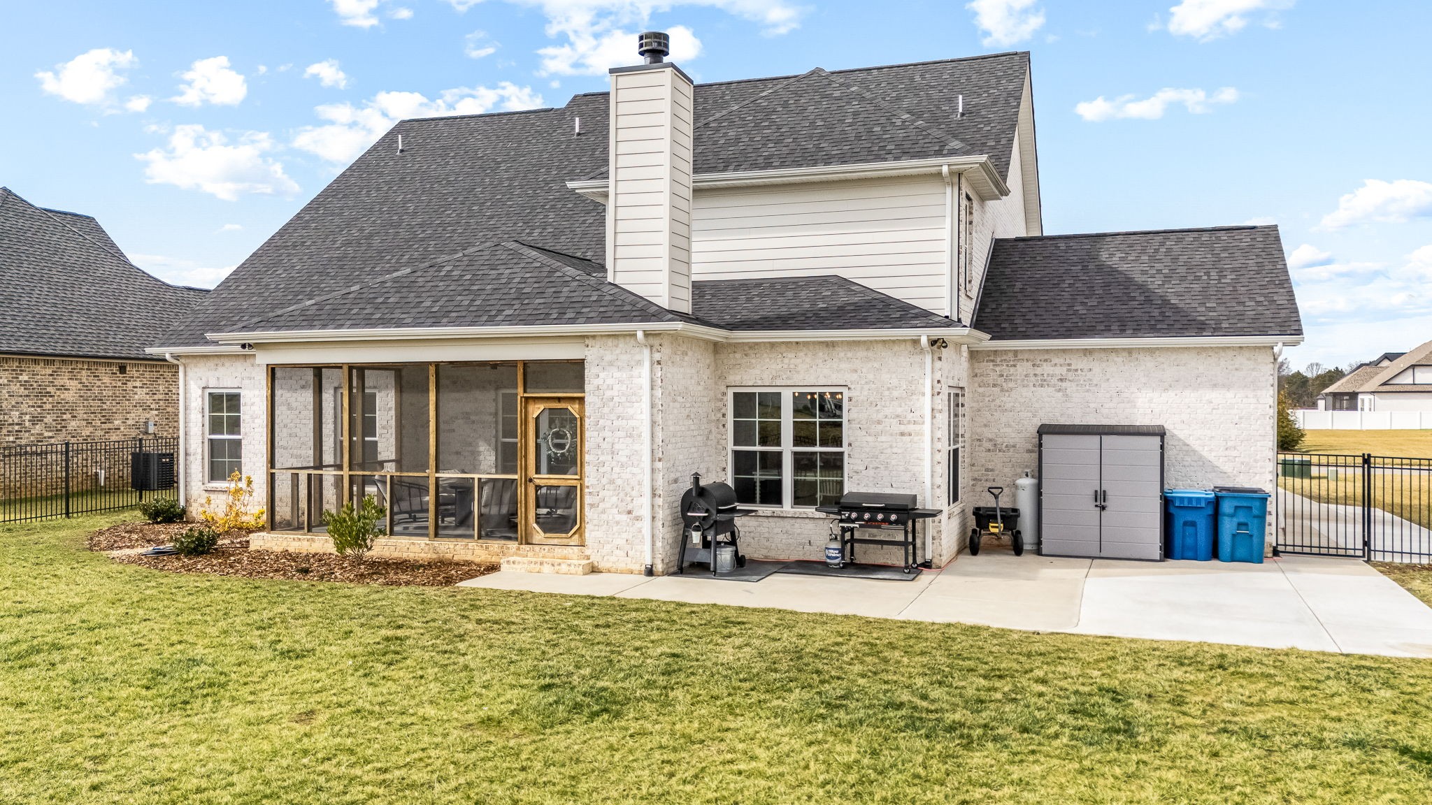 2707 Congress Dr