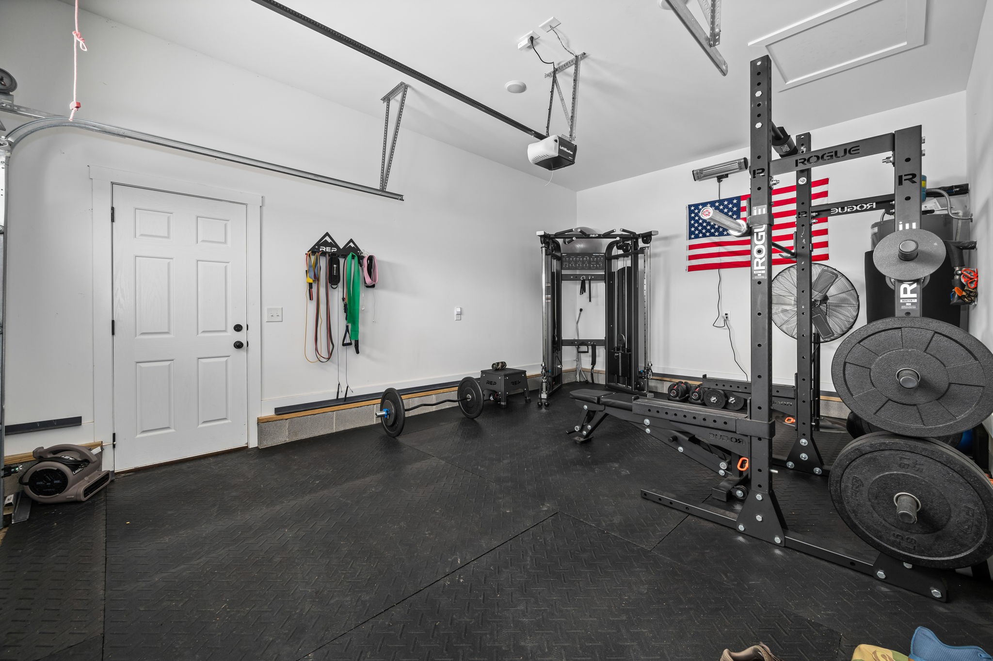 2707 Congress Dr