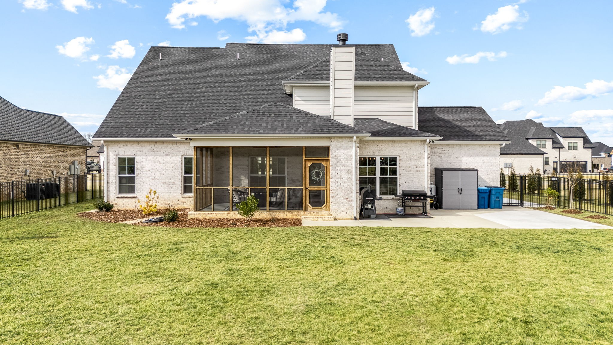 2707 Congress Dr