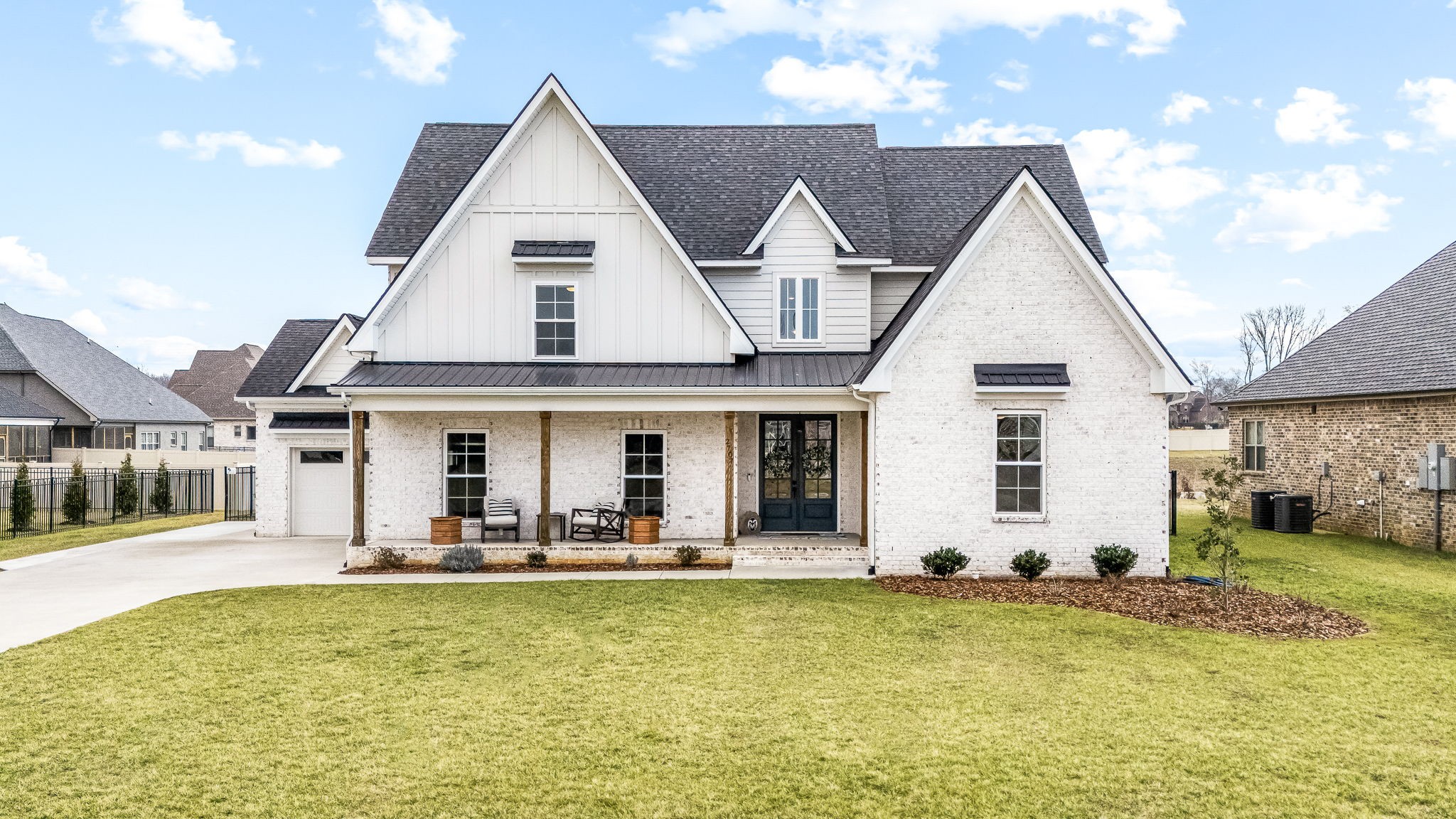 2707 Congress Dr