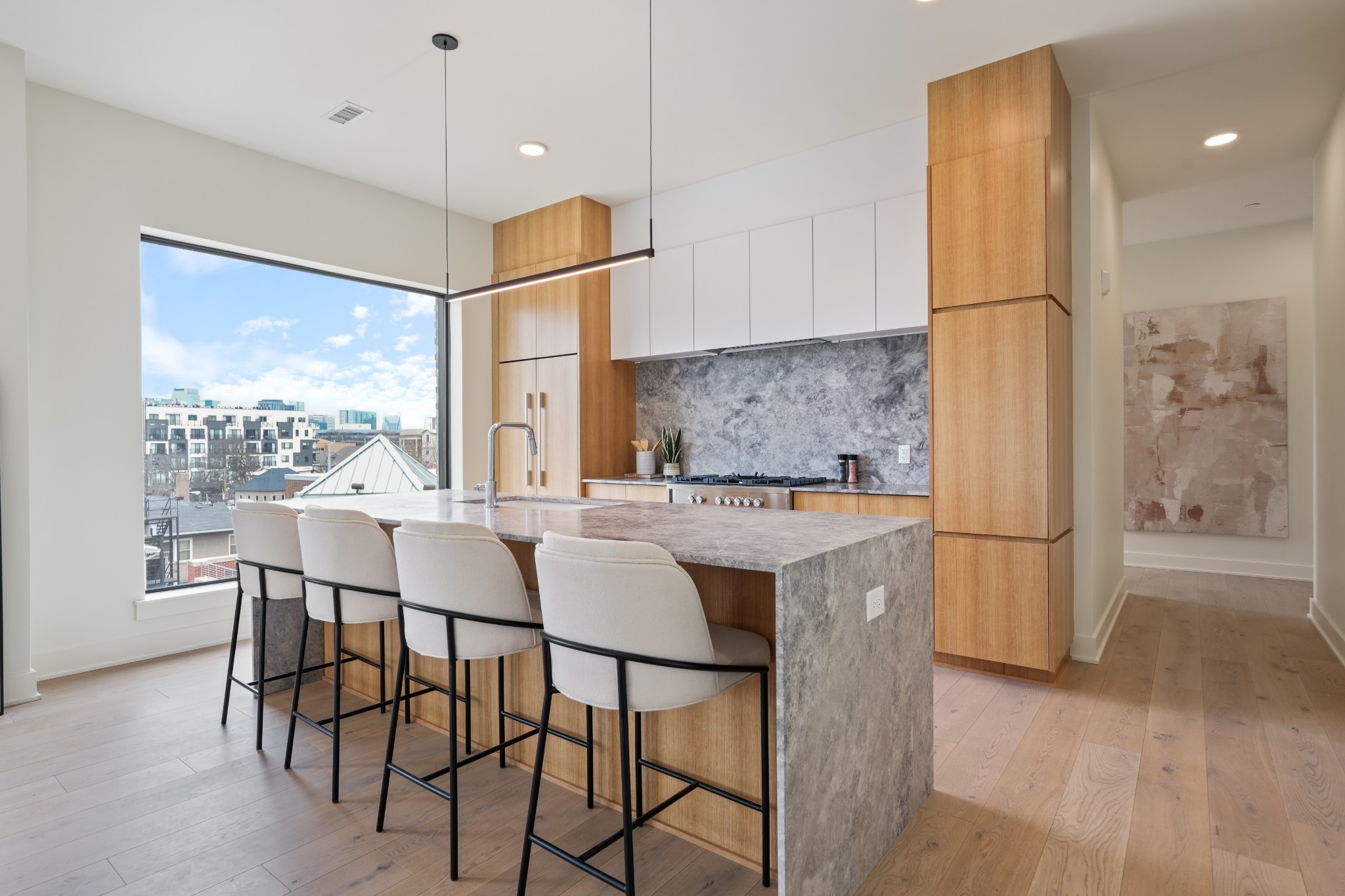 1030 17th Ave, S Unit: 301