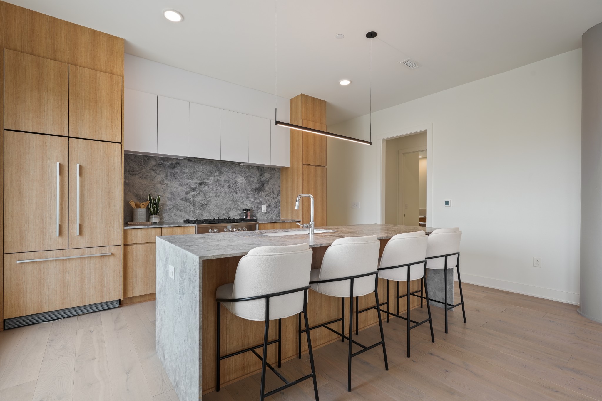 1030 17th Ave, S Unit: 301