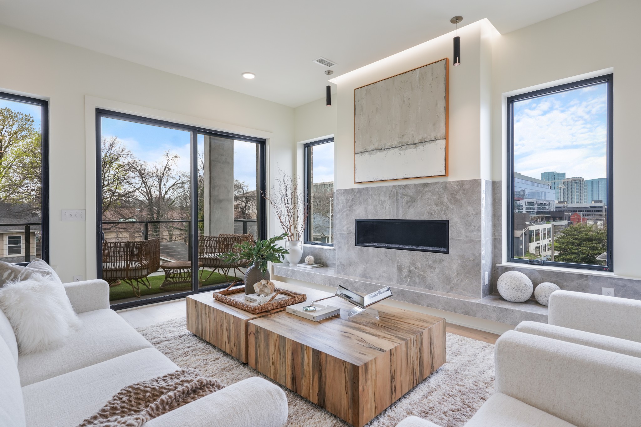 1030 17th Ave, S Unit: 301