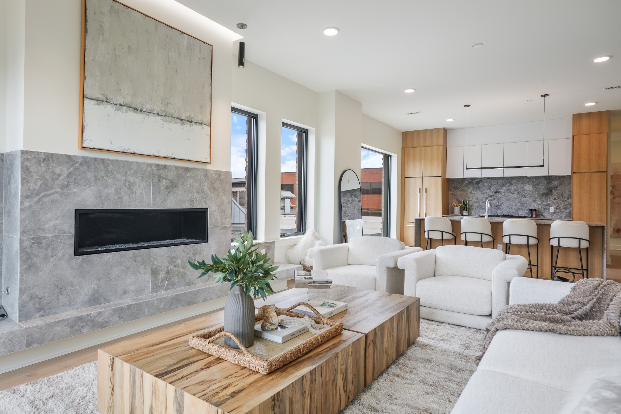 1030 17th Ave, S Unit: 301