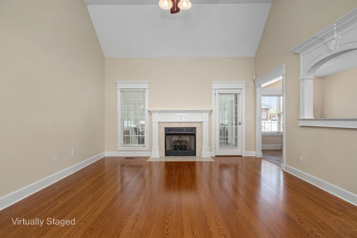 3307 Genoa Dr