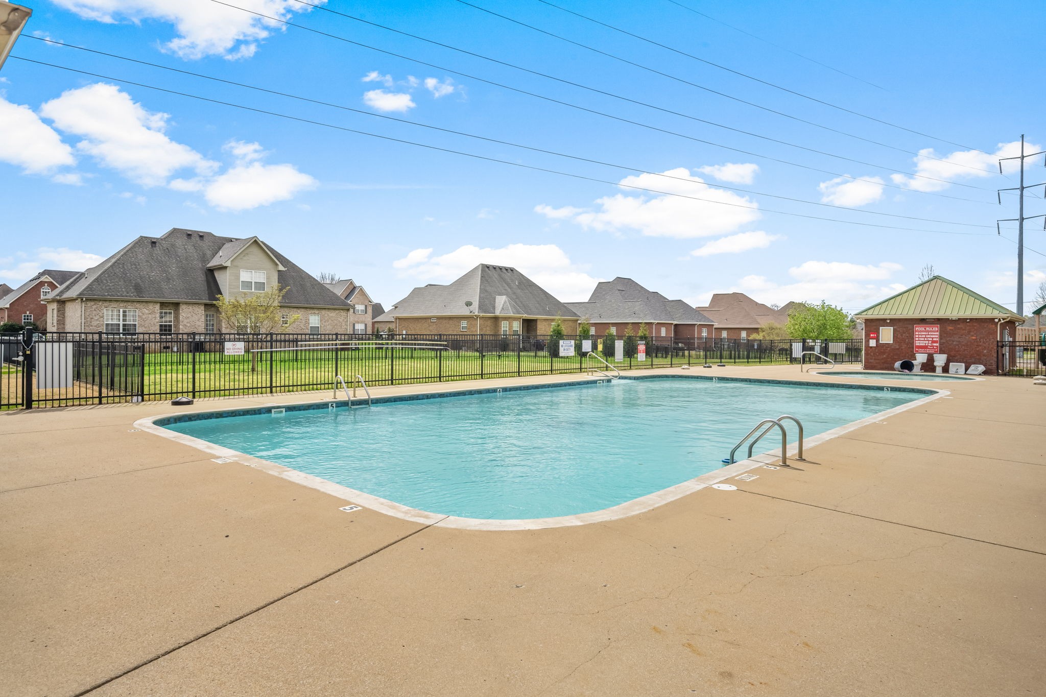 3307 Genoa Dr