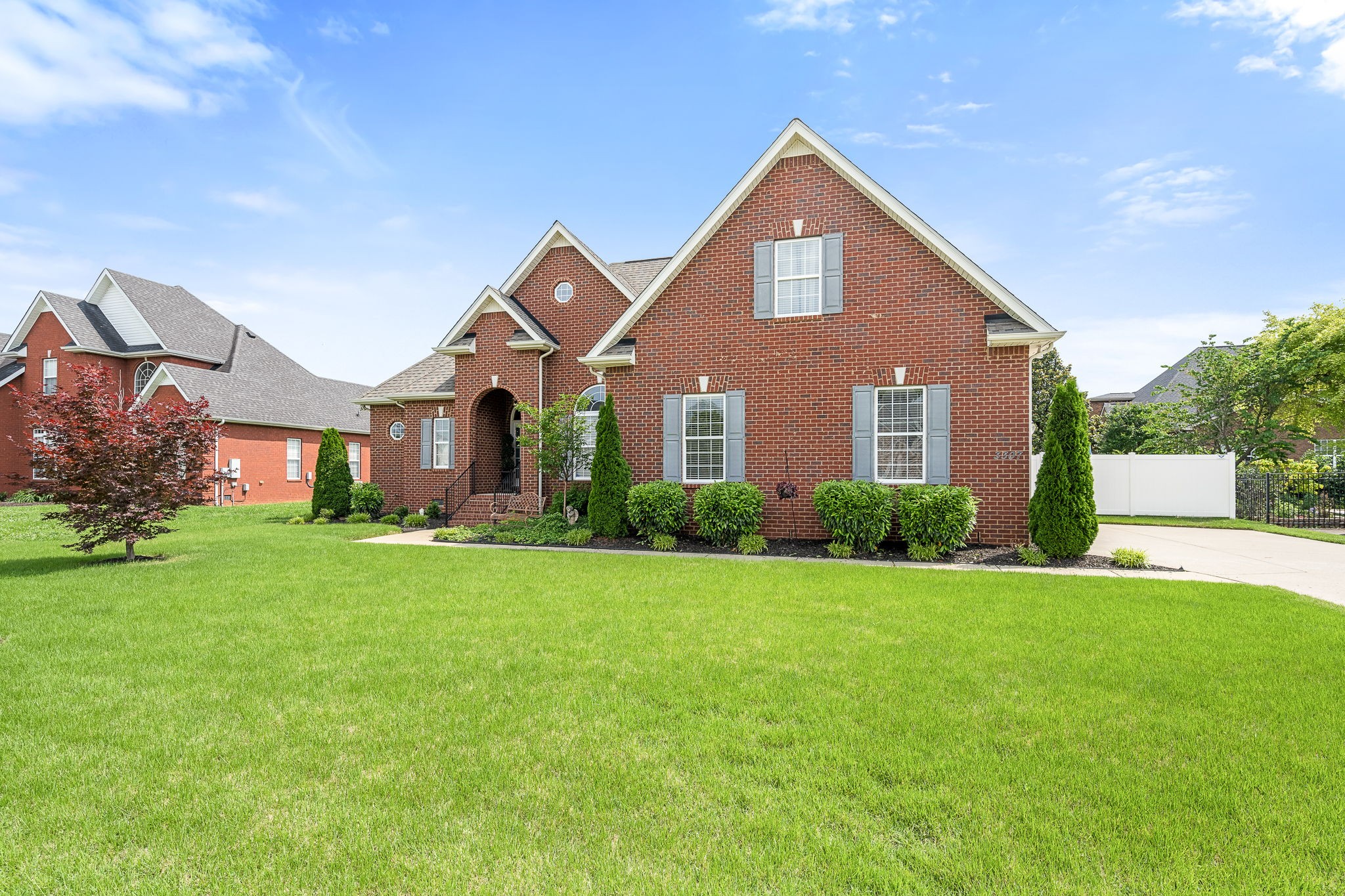 3307 Genoa Dr