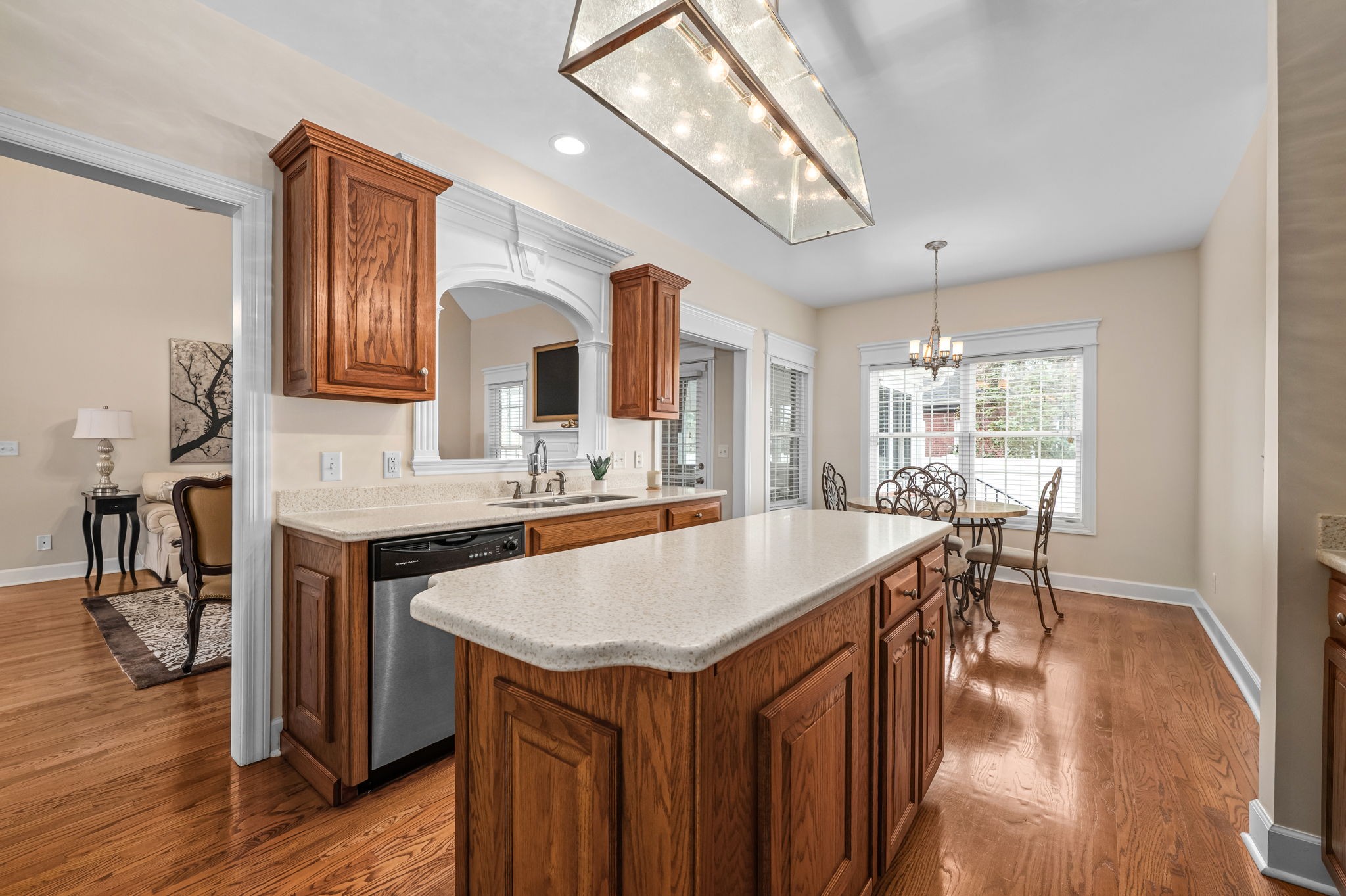 3307 Genoa Dr