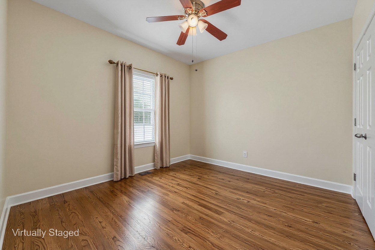 3307 Genoa Dr