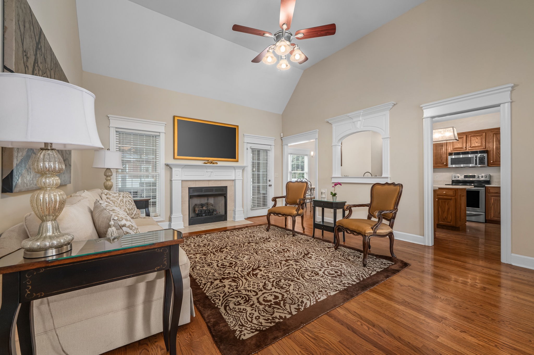 3307 Genoa Dr